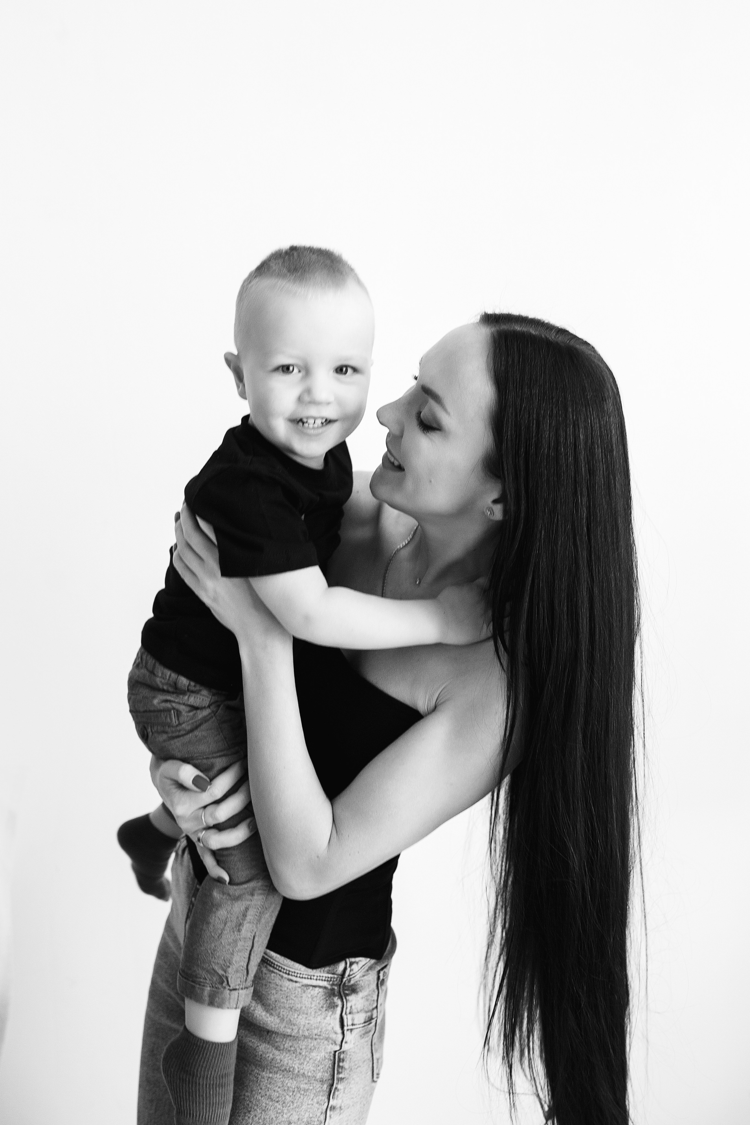 ЧБ серия. Фотограф новорожденных Оксана Полевская