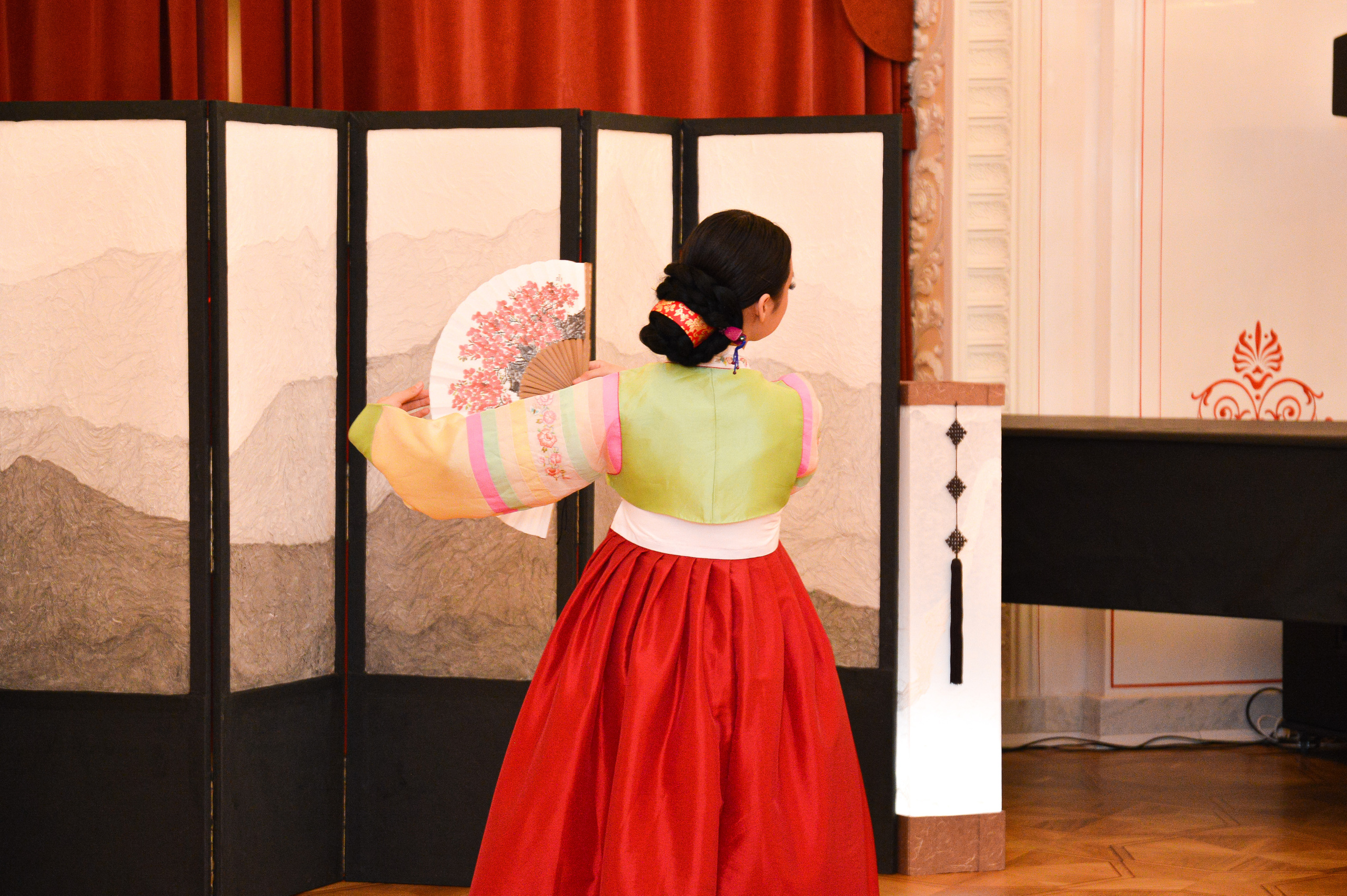 Фестиваль корейского танца. Питерский фотограф