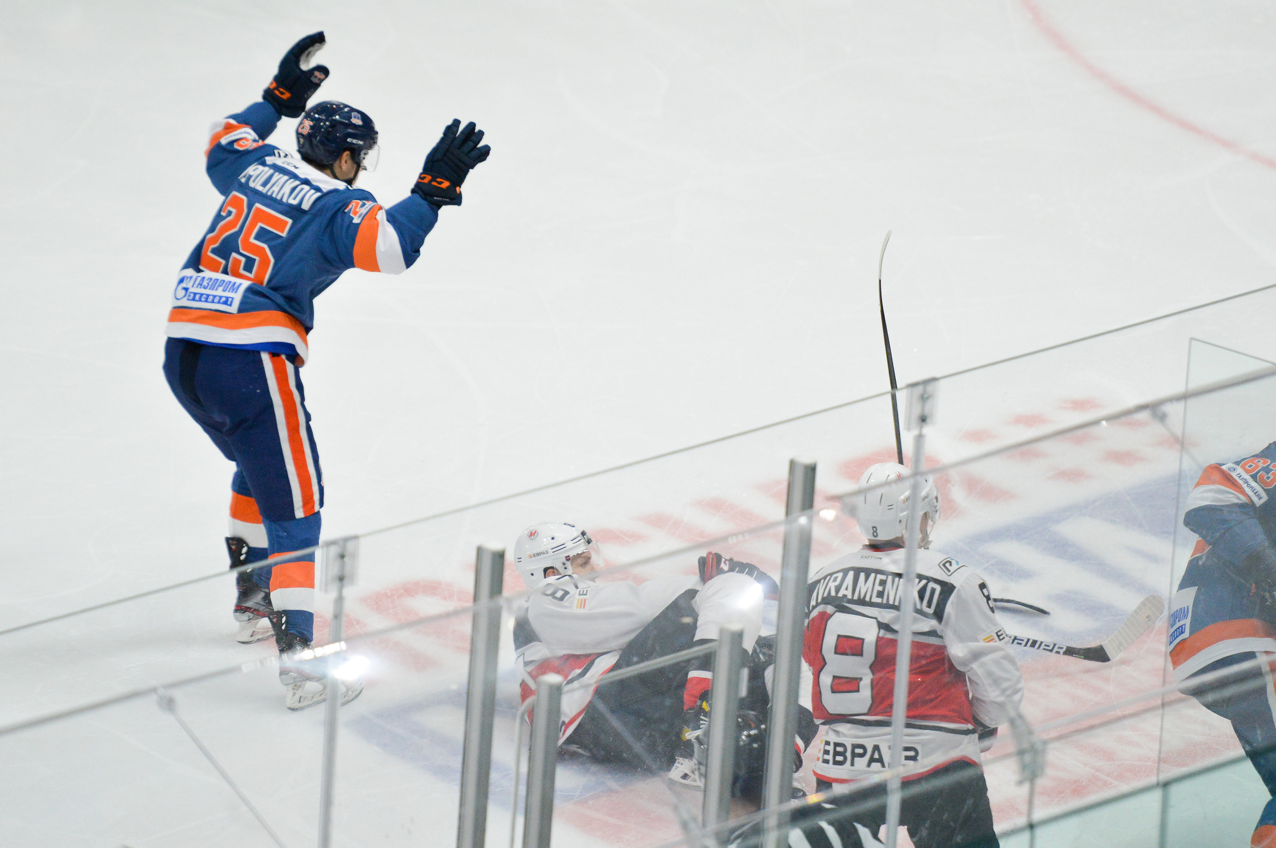 Хоккей. Питерский фотограф