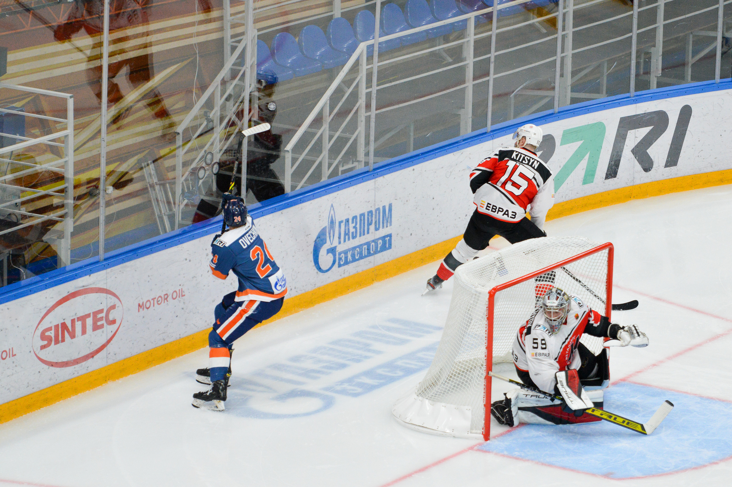 Хоккей. Питерский фотограф