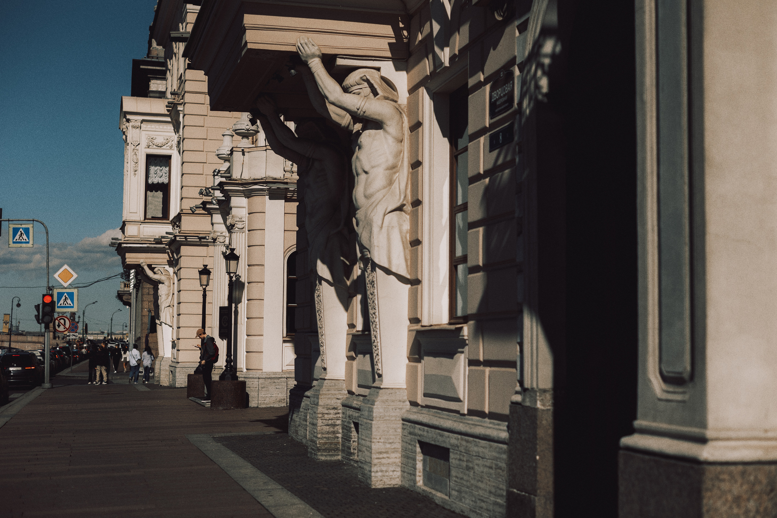 Лена. Прогулка по Питеру. Фотограф Хабаровск| Яна Золотова LifeStyle портрет, в ожидании, пары,