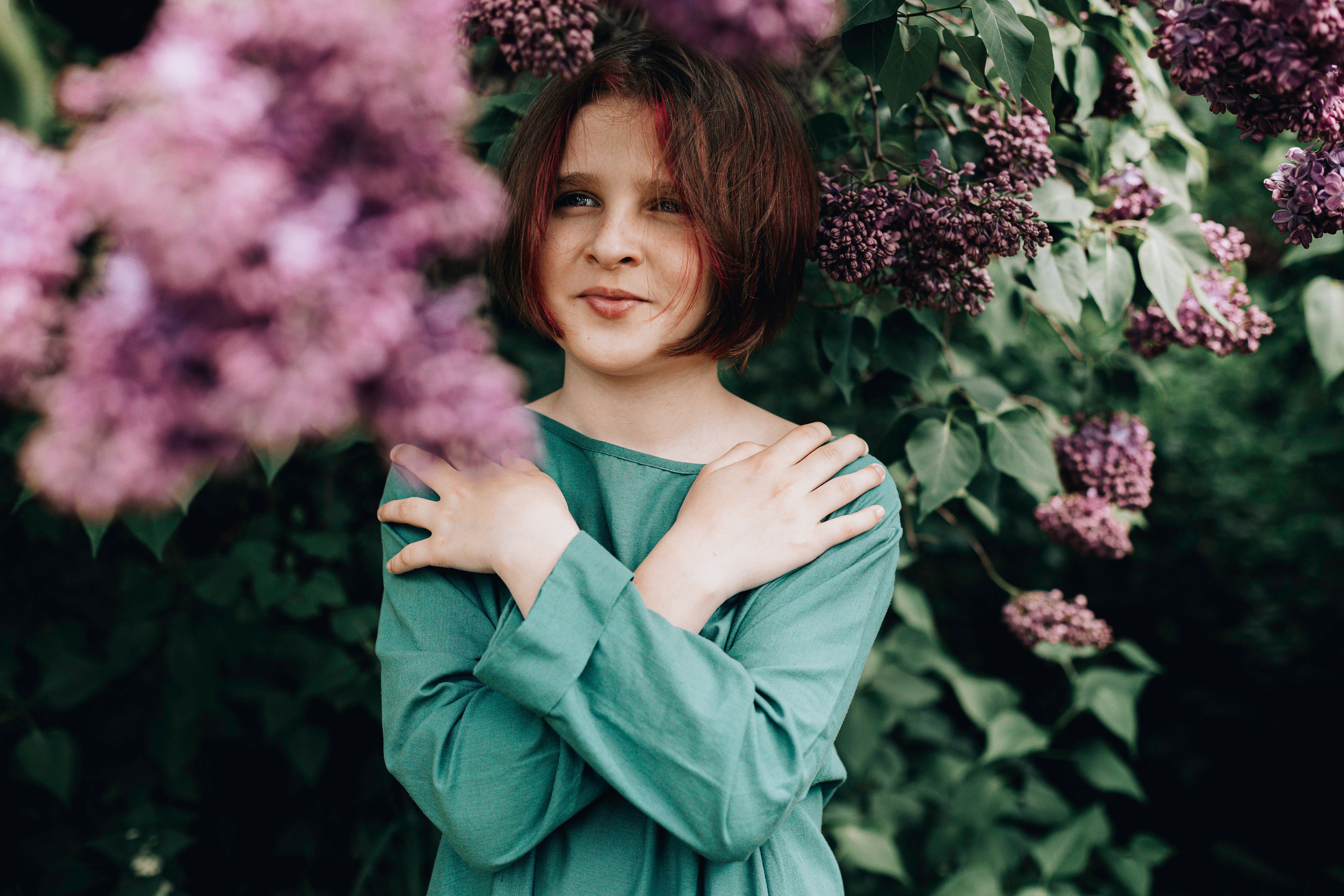 Василиса. Сиреневей сад. Фотограф Хабаровск| Яна Золотова LifeStyle портрет, в ожидании, пары,