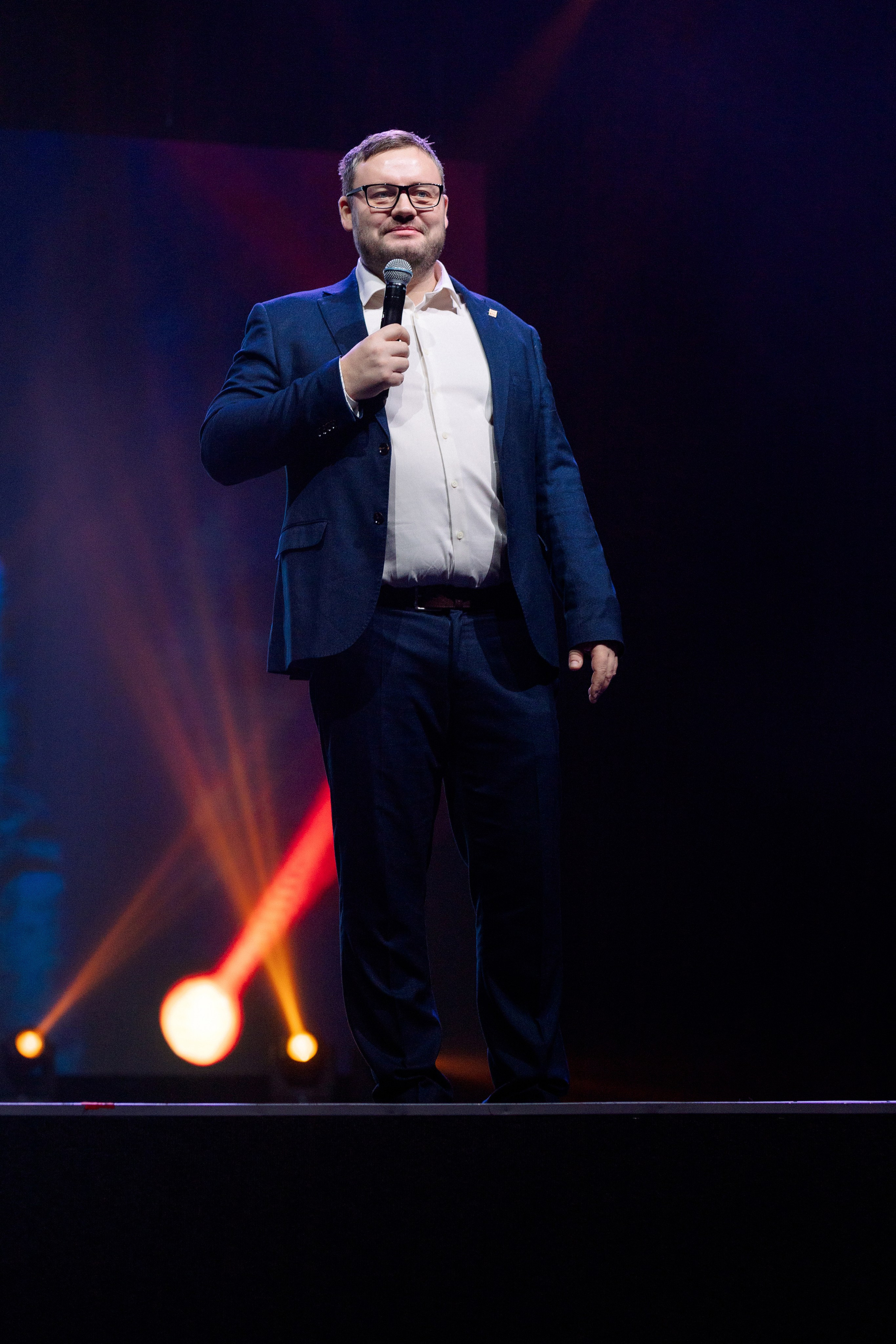 РЕПОРТАЖ: НОВЫЙ ГОД В ДК МЕТАЛЛУРГ. Профессиональный фотограф в Ижевске Леша Петров