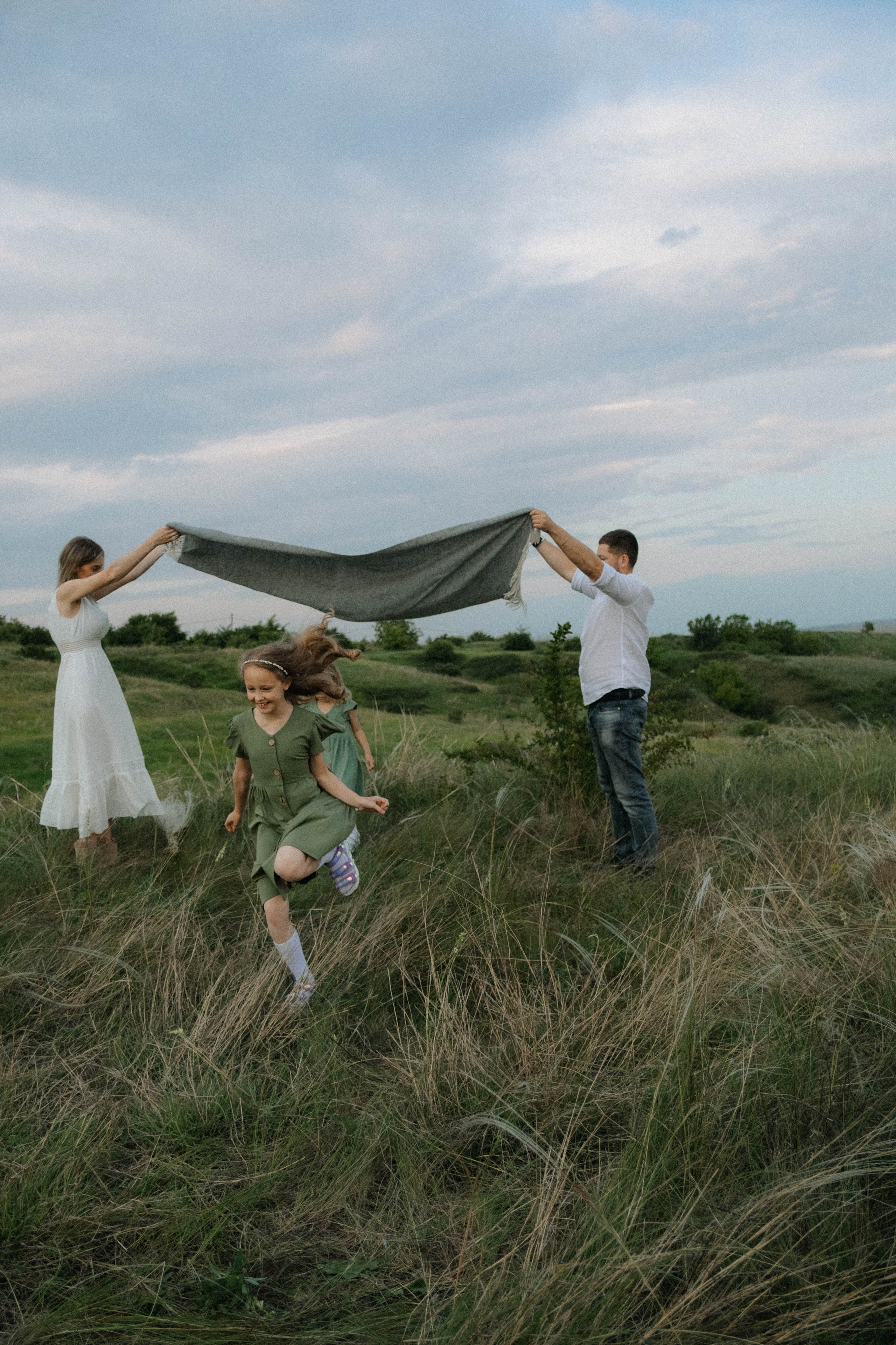 Артем, Яна, Арина и Ангелина. Фотограф Алевтина Матешук