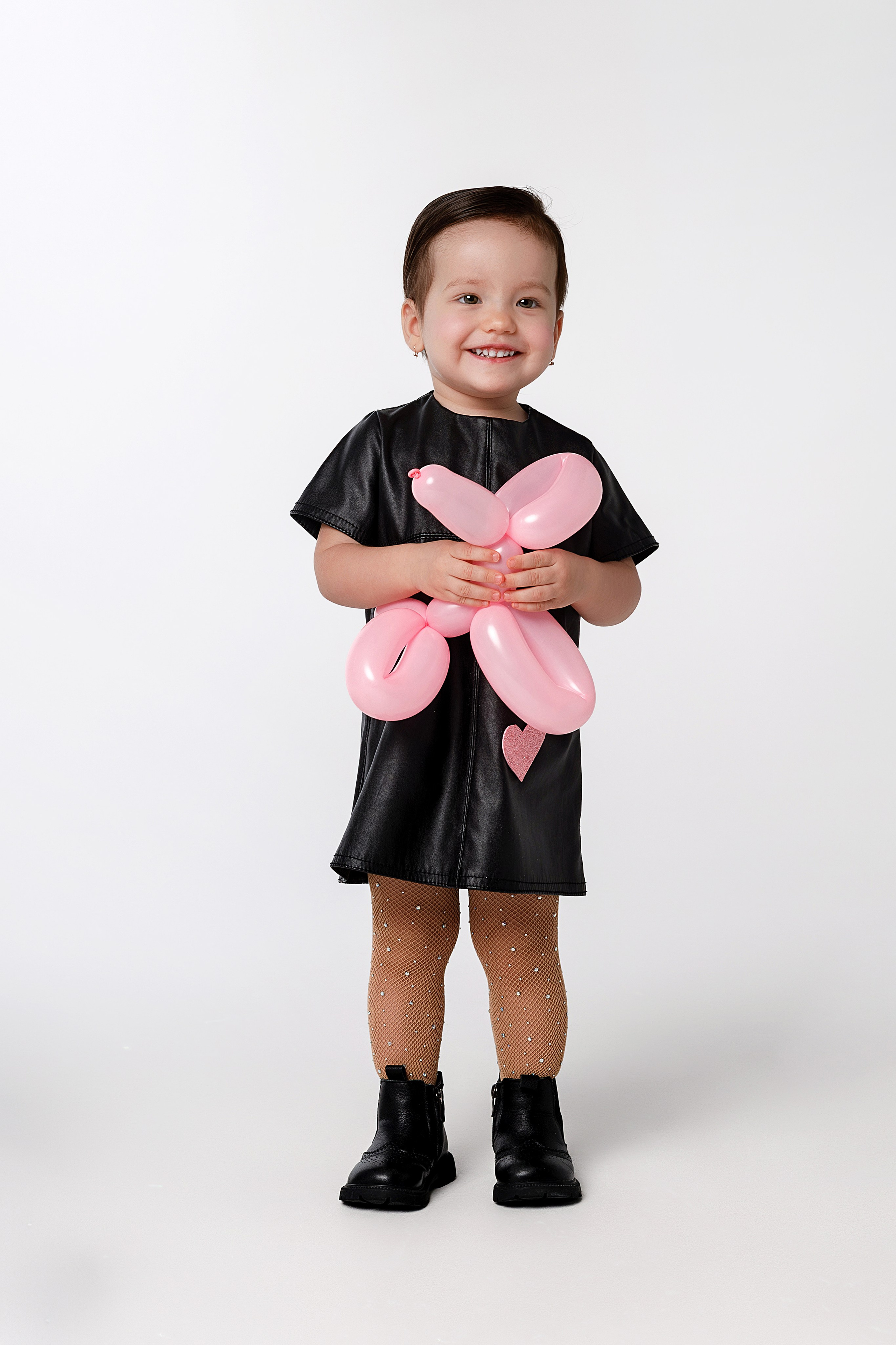 Детская фотосессия на 2 годика в Сочи. Детский студийный фотограф Сочи