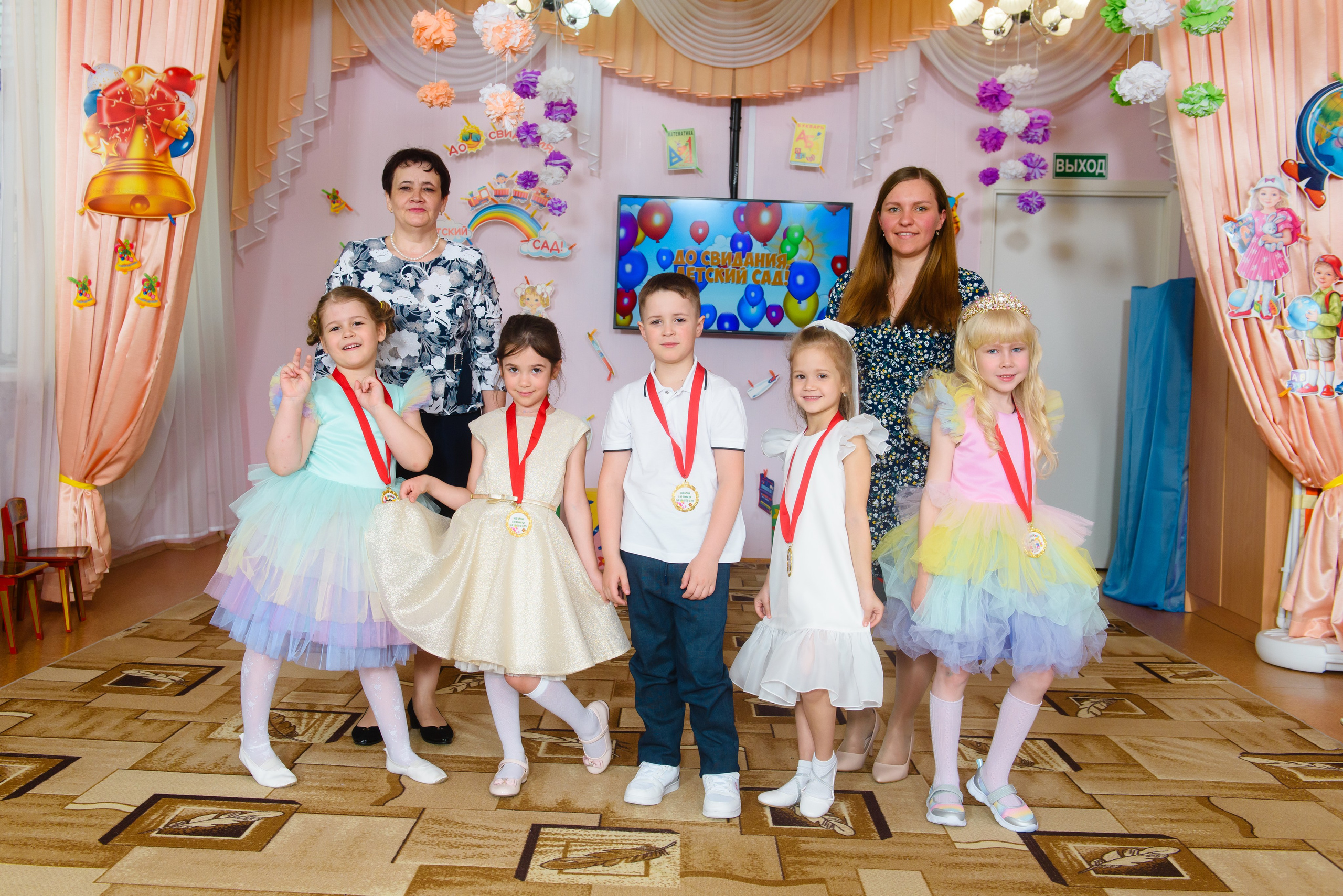 Фотосъемка выпускного в детском саду и школе. Томск. Студия выпускных альбомов Ольги Галкиной. Томск