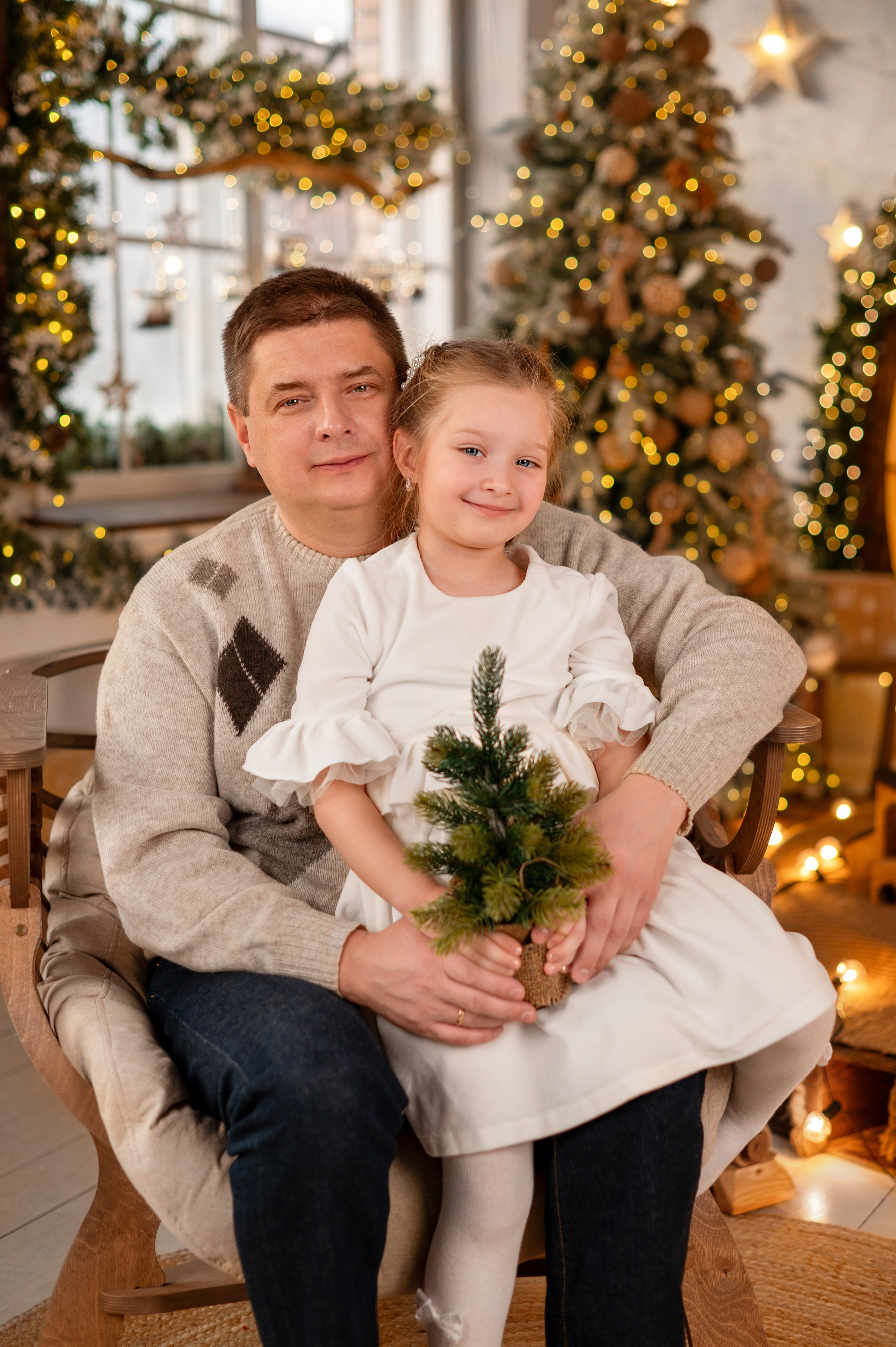 Семейная фотосессия студия Леонардо. Детский и семейный фотограф г. Москва Оксана Катаджи