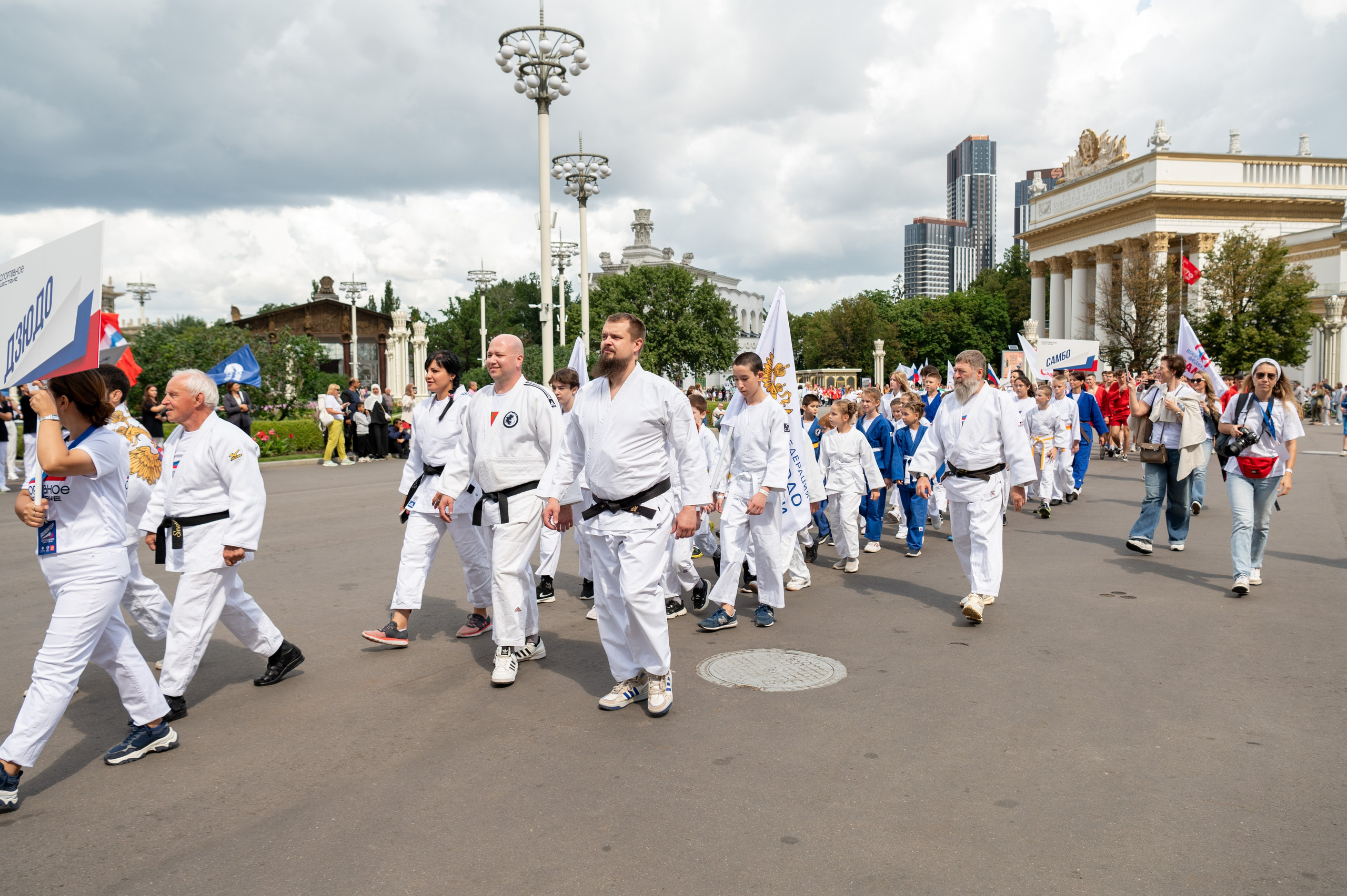 Спортивное шествие посвященное Дню физкультурника!. Детский и семейный фотограф г. Москва Оксана Катаджи