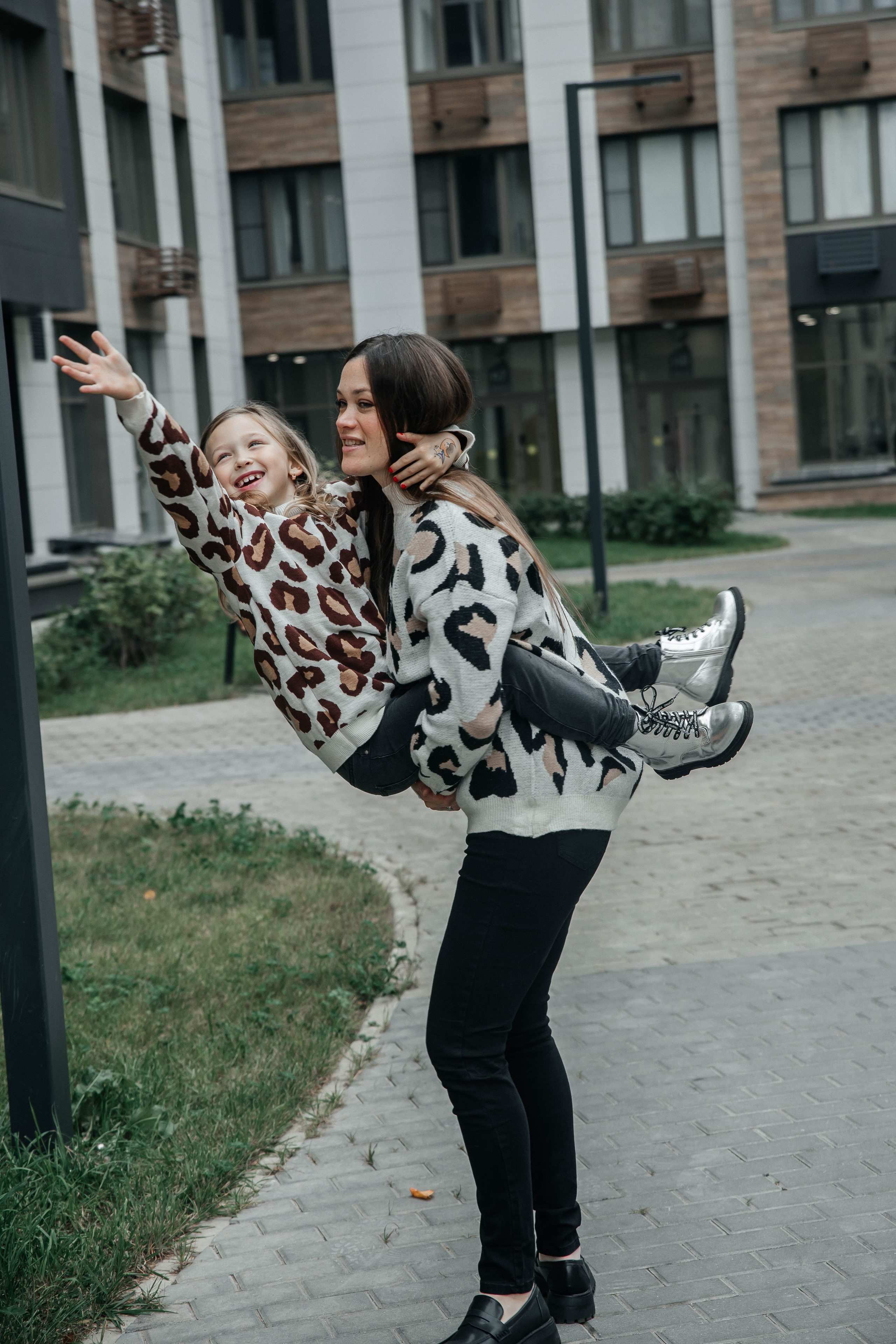 Инна с дочкой Златой. Фотограф в Красногорске Инна Романова, индивидуальные съемки, лавстори