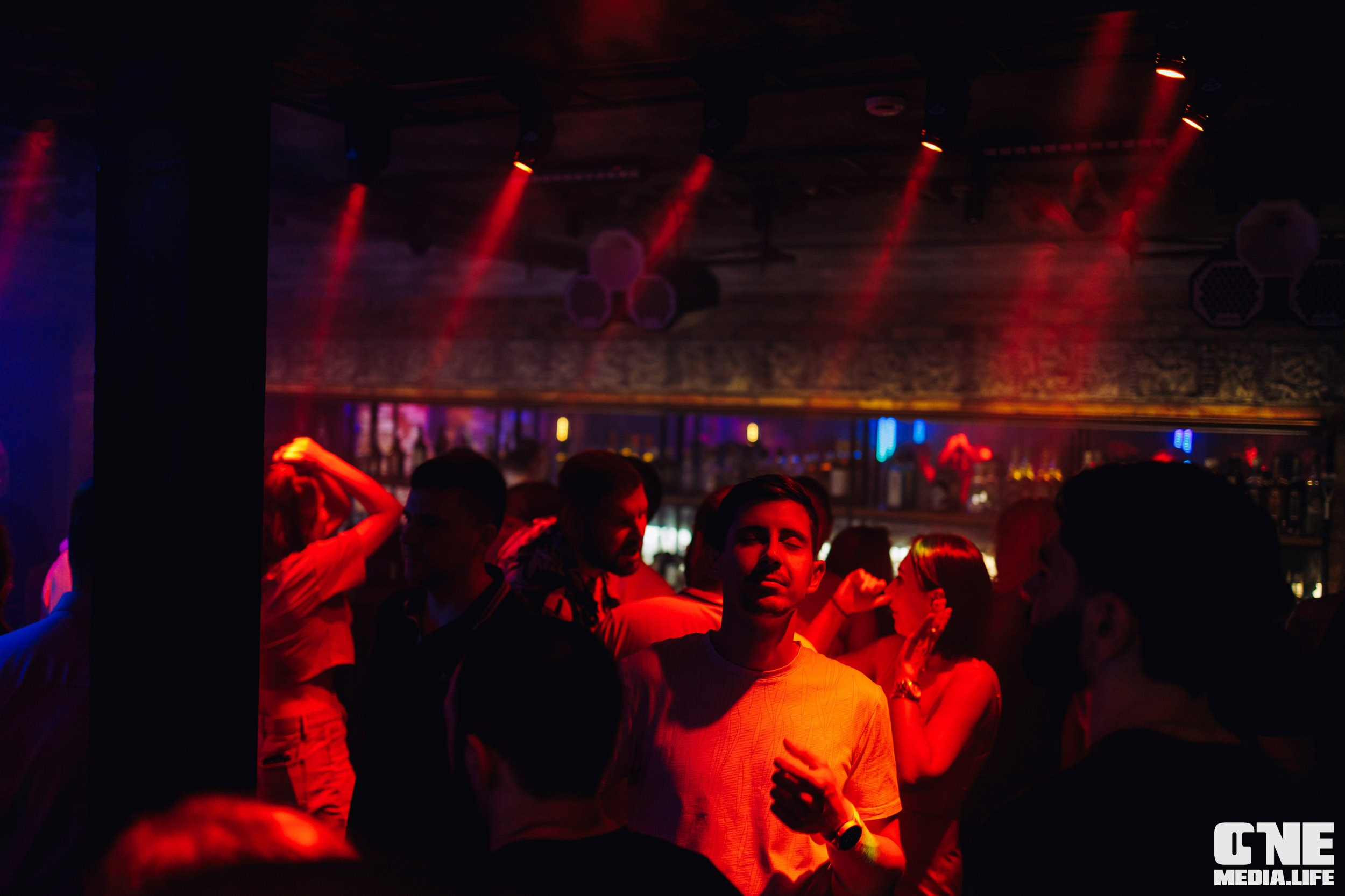 Фоторепортаж из Piano Bar. One Media Life: фоторепортажи, фотоотчеты с мероприятий и заведений