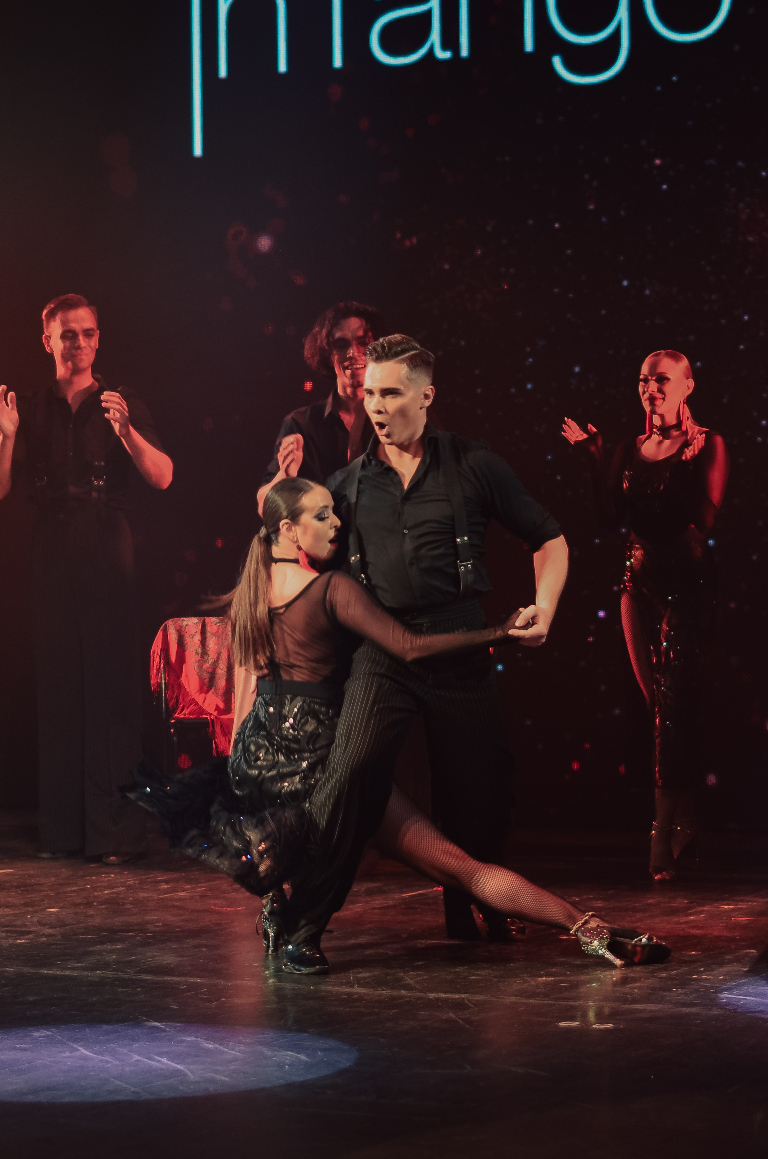 Фоторепортаж танцевального мероприятия. Денисова Аля — фотограф для парных съемок и индивидуальных историй в Барнауле