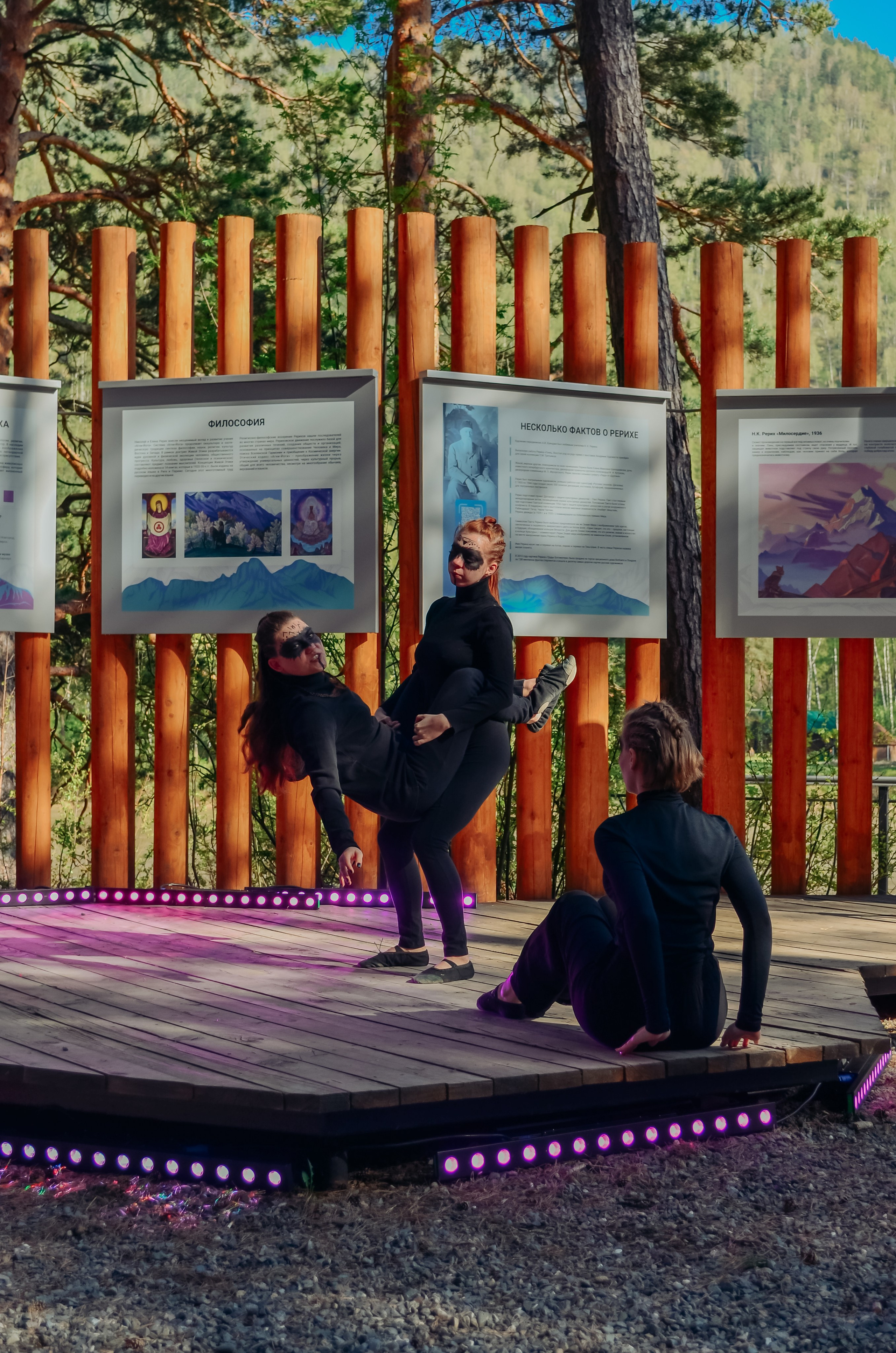 Фестиваль «Цветение Маральника на Алтае 2025». Фоторепортаж. Денисова Аля — фотограф для парных съемок и индивидуальных историй в Барнауле