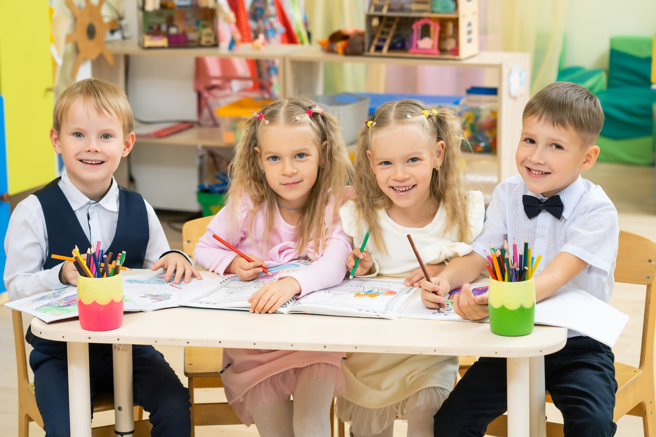 Фотографии, снятые в Д/С. Выпускные альбомы от Мамаевых, город Киров