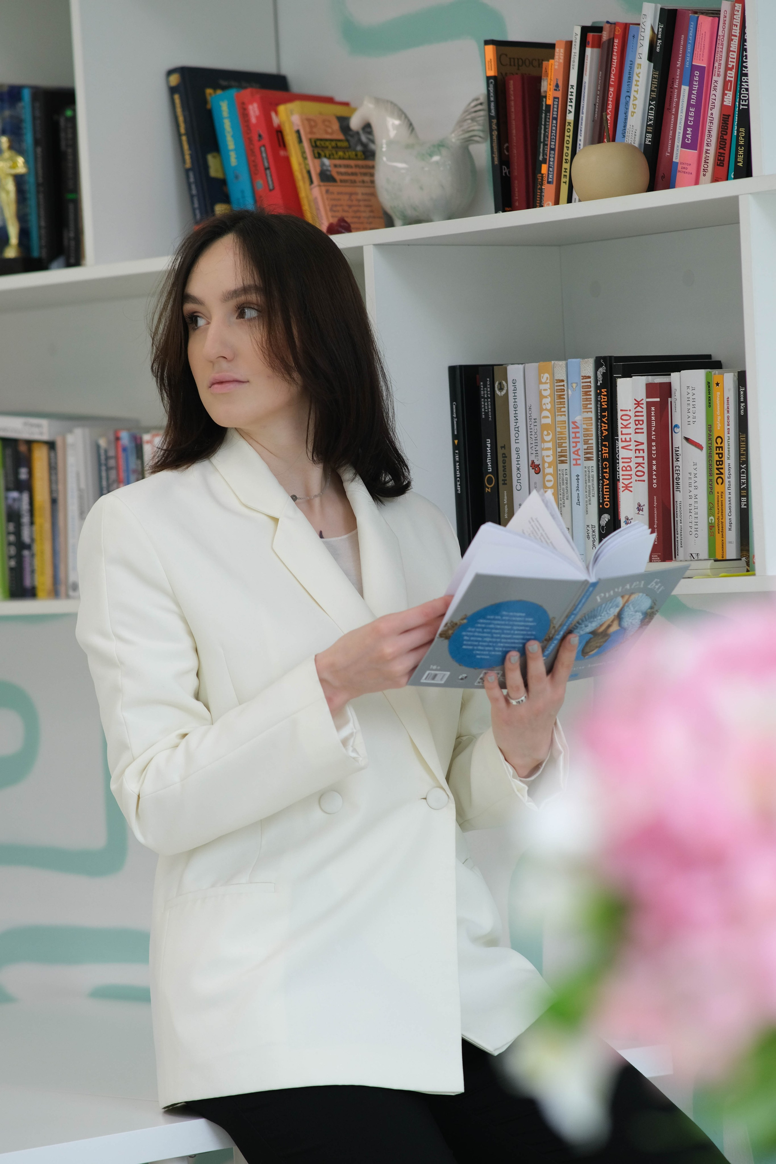 Съемка на визитки сотрудников агенства недвижимости + лайф фото. Главная