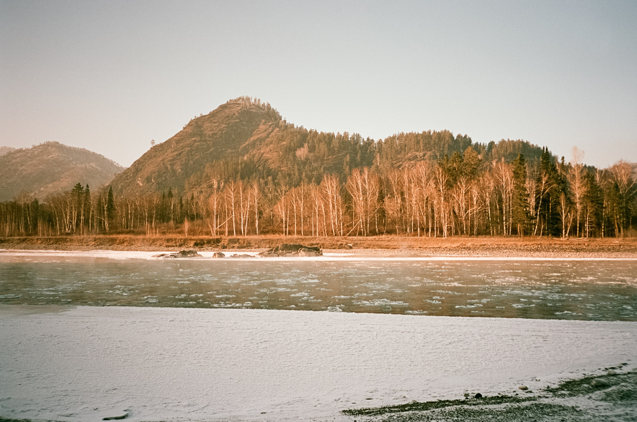 Острова на Катуни и торосы в сильный мороз. Базы Берель и Турсиб. Фотограф-документалист Мария Осокина