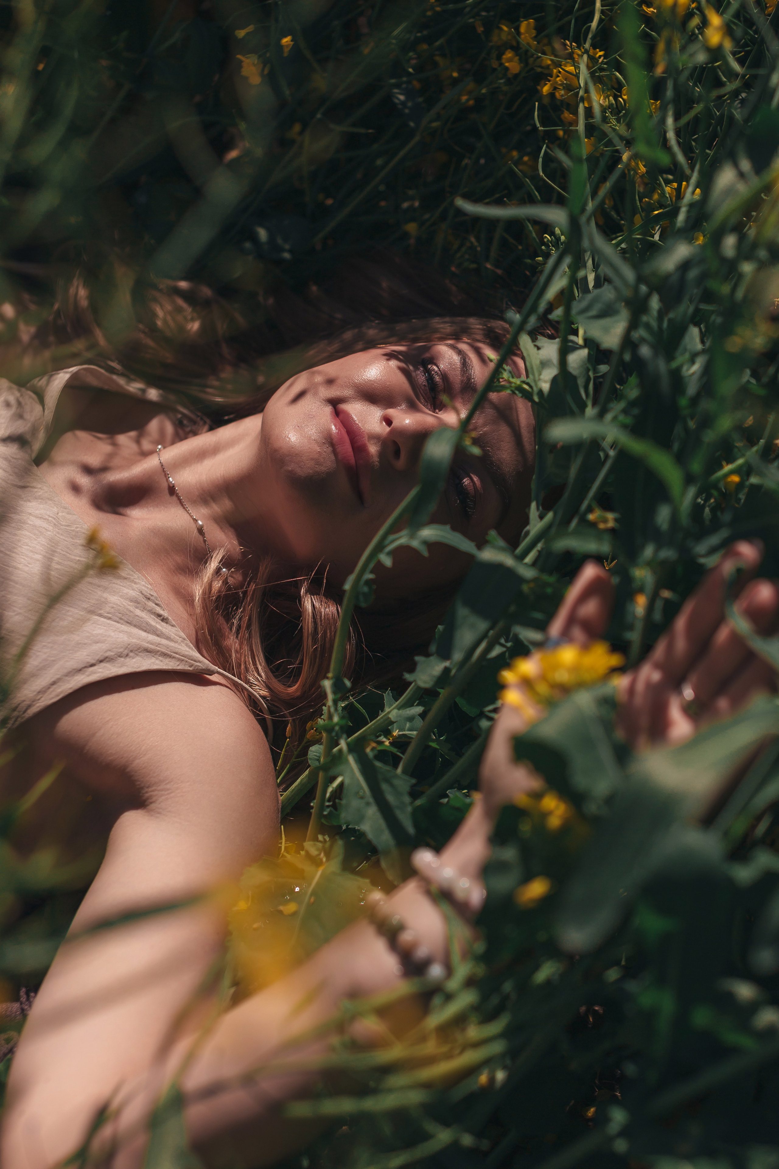 Рапсовое поле. Семейный и художественный фотограф в Тюмени Юлия Логинова