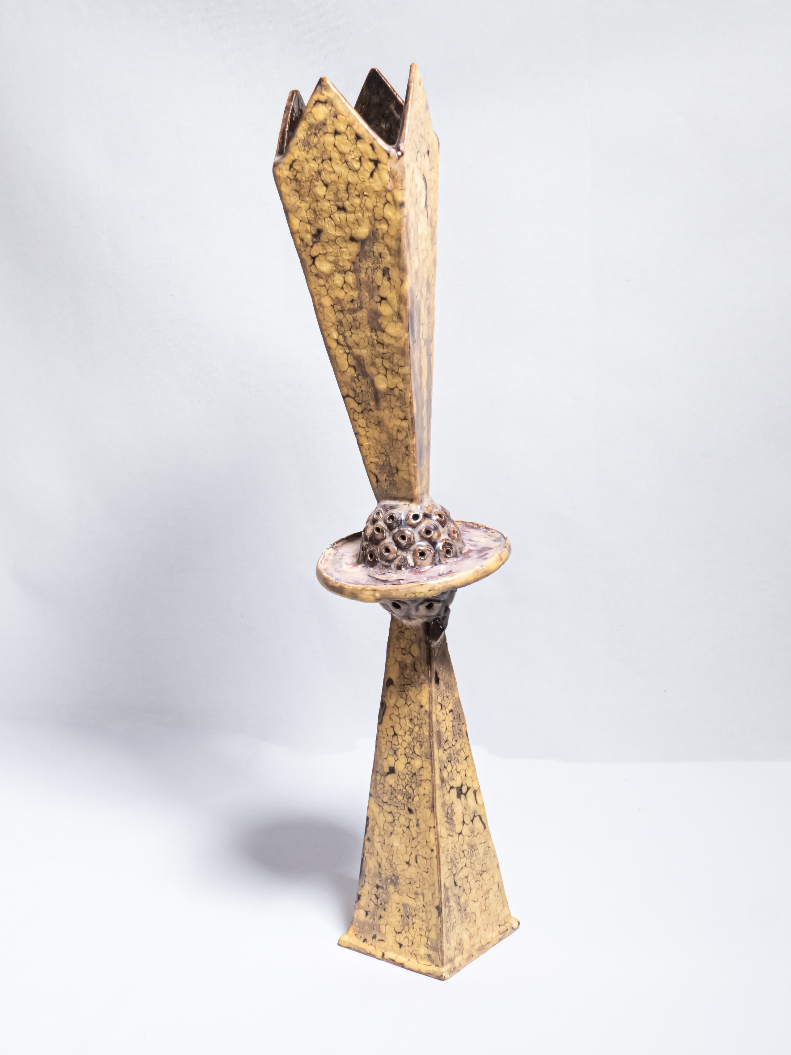 Дизайнерская керамическая ваз в виде встретившихся комет