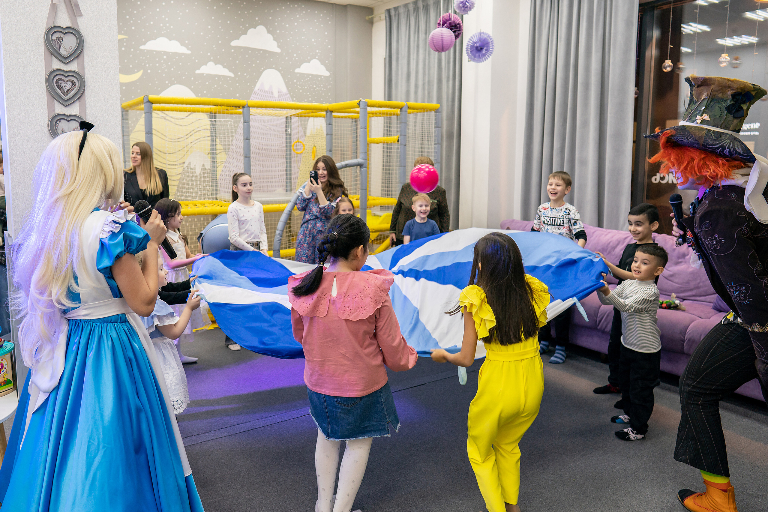 АЛИСА В СТРАНЕ ЧУДЕС. Фотограф на Крещение и Венчание в Красноярске Рамазанова Юлия