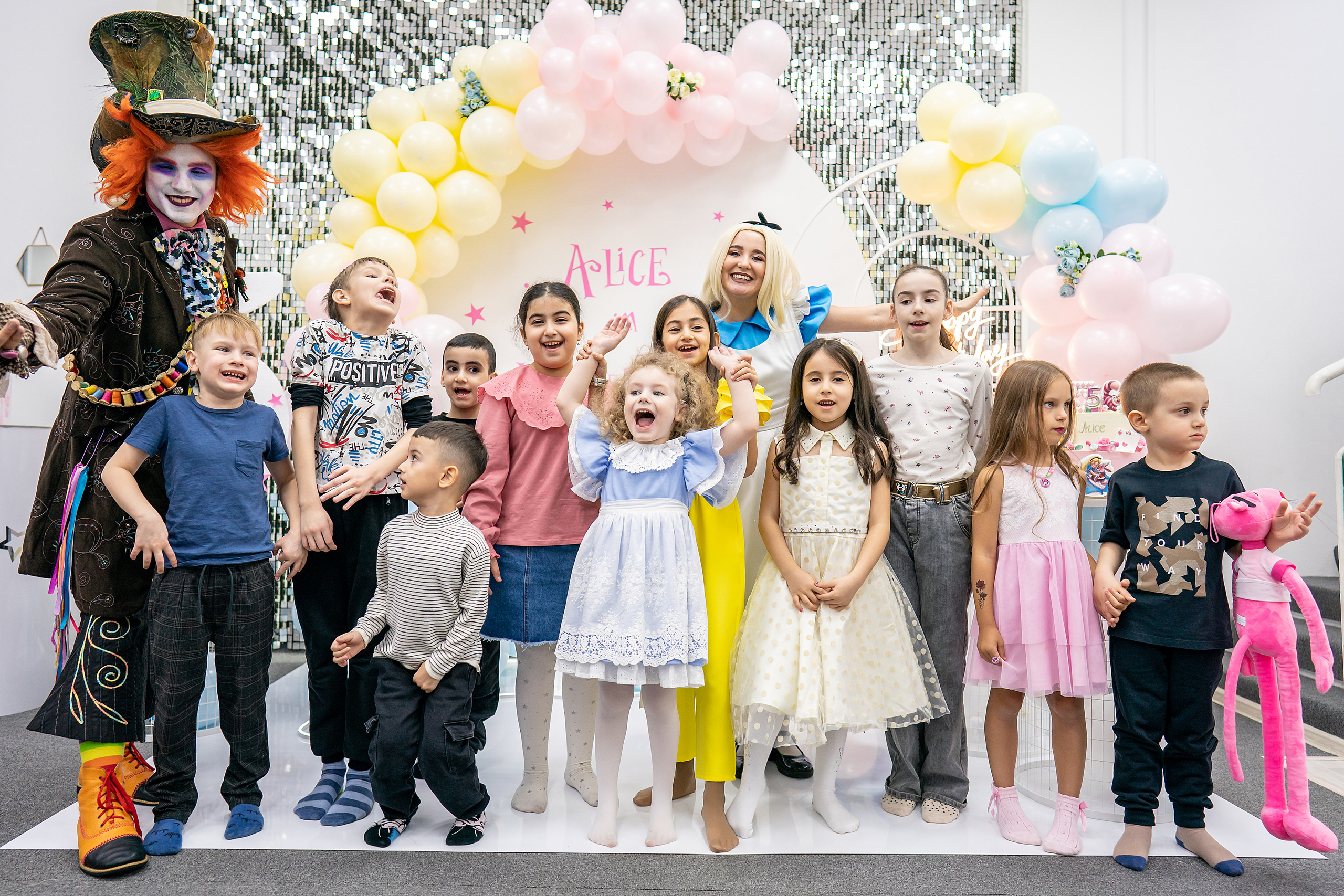 АЛИСА В СТРАНЕ ЧУДЕС. Фотограф на Крещение и Венчание в Красноярске Рамазанова Юлия