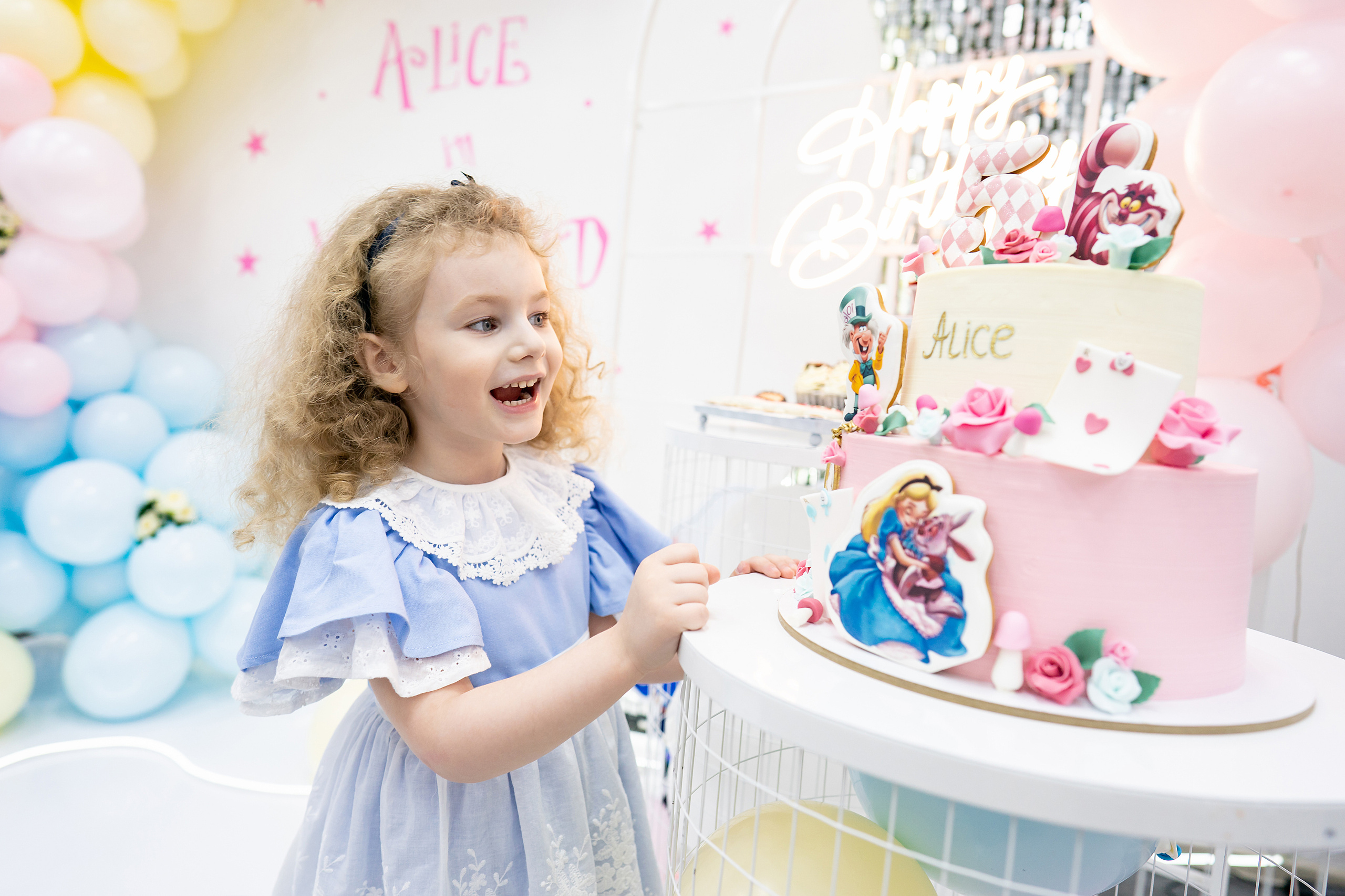 АЛИСА В СТРАНЕ ЧУДЕС. Фотограф на Крещение и Венчание в Красноярске Рамазанова Юлия