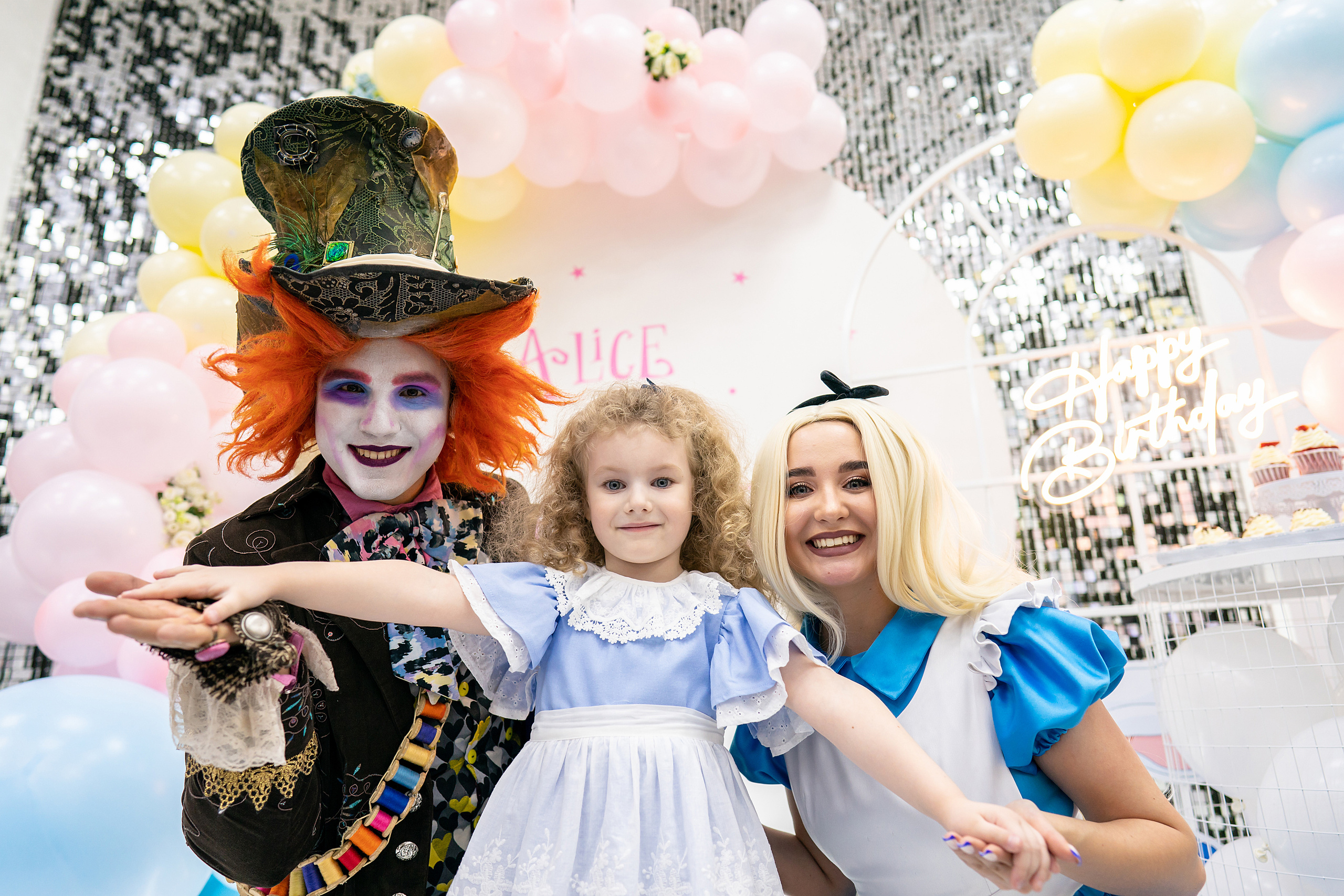 АЛИСА В СТРАНЕ ЧУДЕС. Фотограф на Крещение и Венчание в Красноярске Рамазанова Юлия