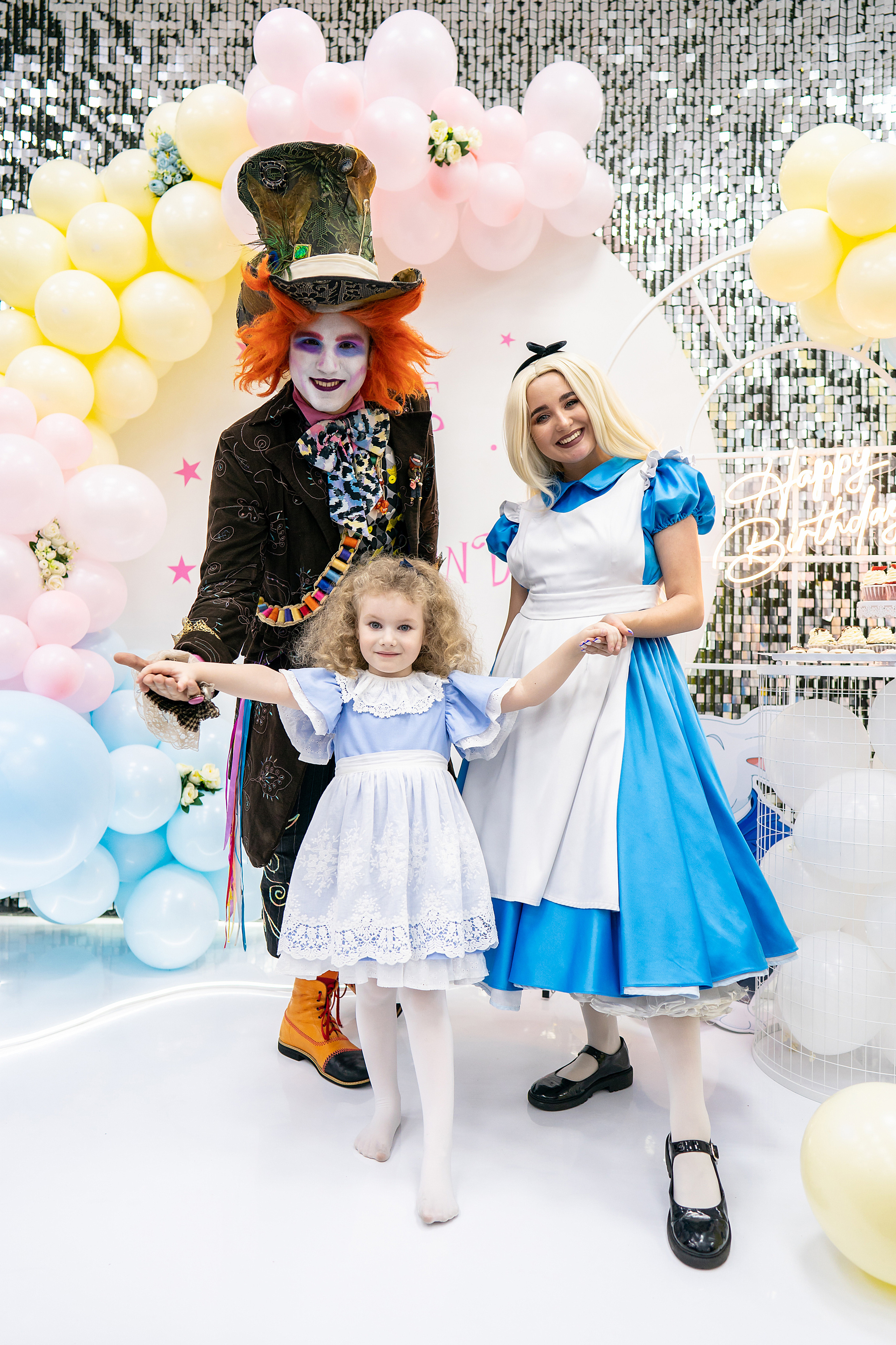 АЛИСА В СТРАНЕ ЧУДЕС. Фотограф на Крещение и Венчание в Красноярске Рамазанова Юлия