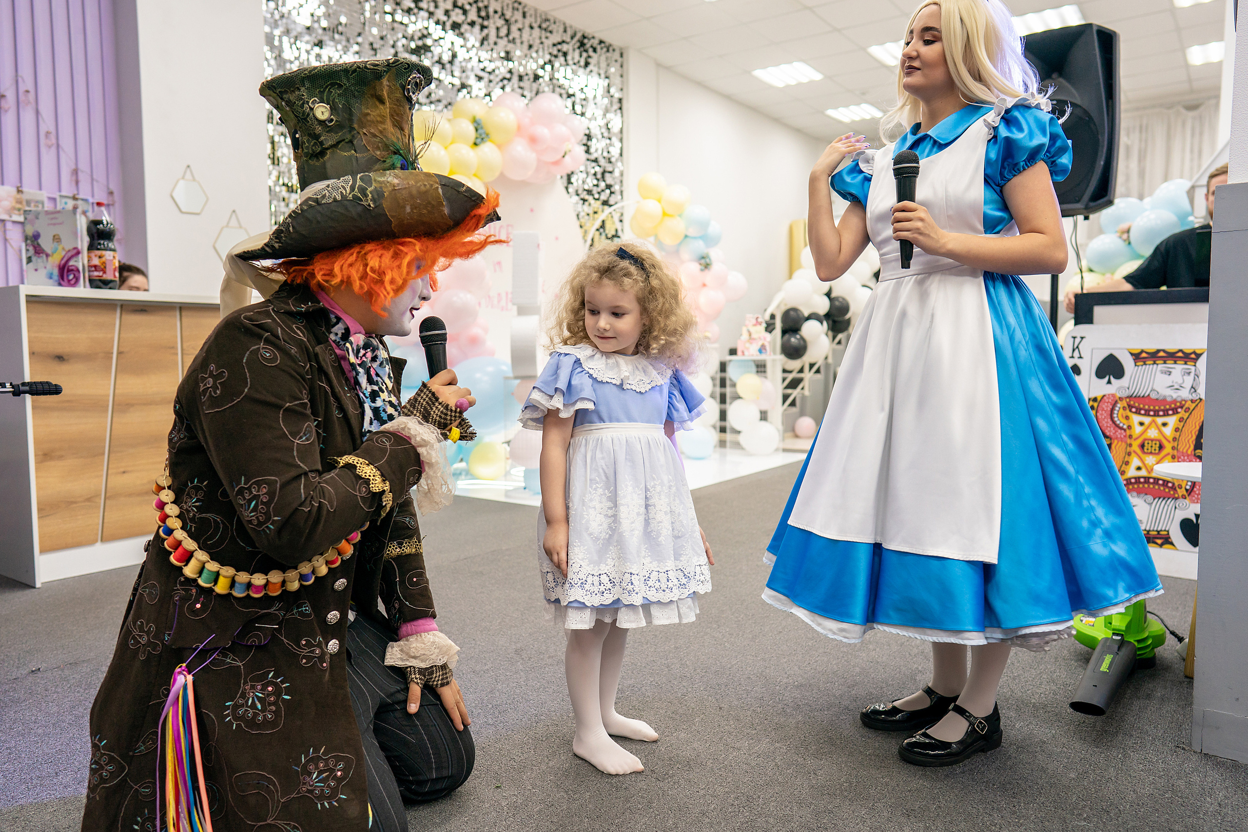 АЛИСА В СТРАНЕ ЧУДЕС. Фотограф на Крещение и Венчание в Красноярске Рамазанова Юлия