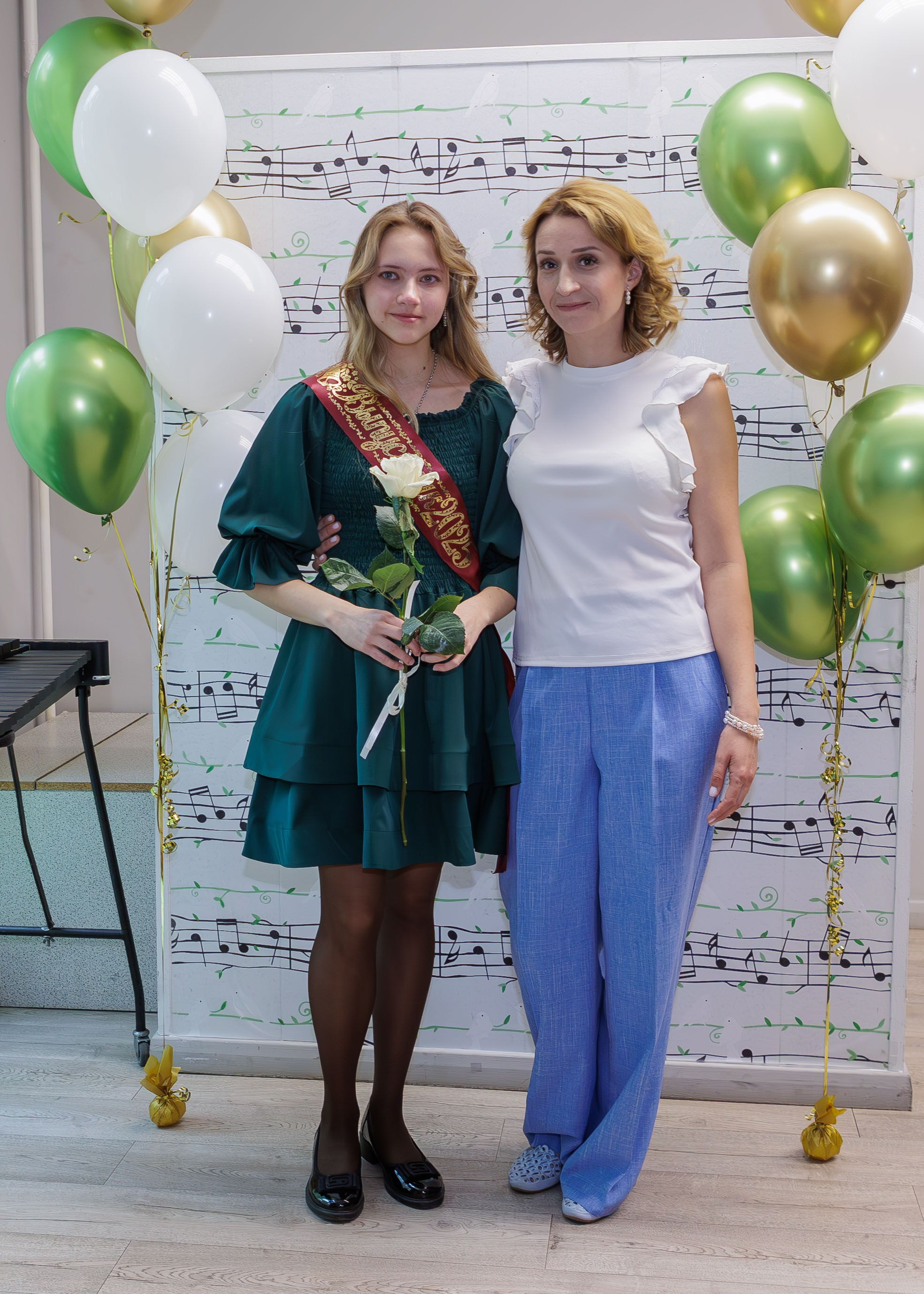 Вручение дипломов в Детской музыкальной школе имени Н. П. Будашкина. Выпускные альбомы и школьный фотограф в Подольске, Троицке, Щербинке, Москве и Московской области