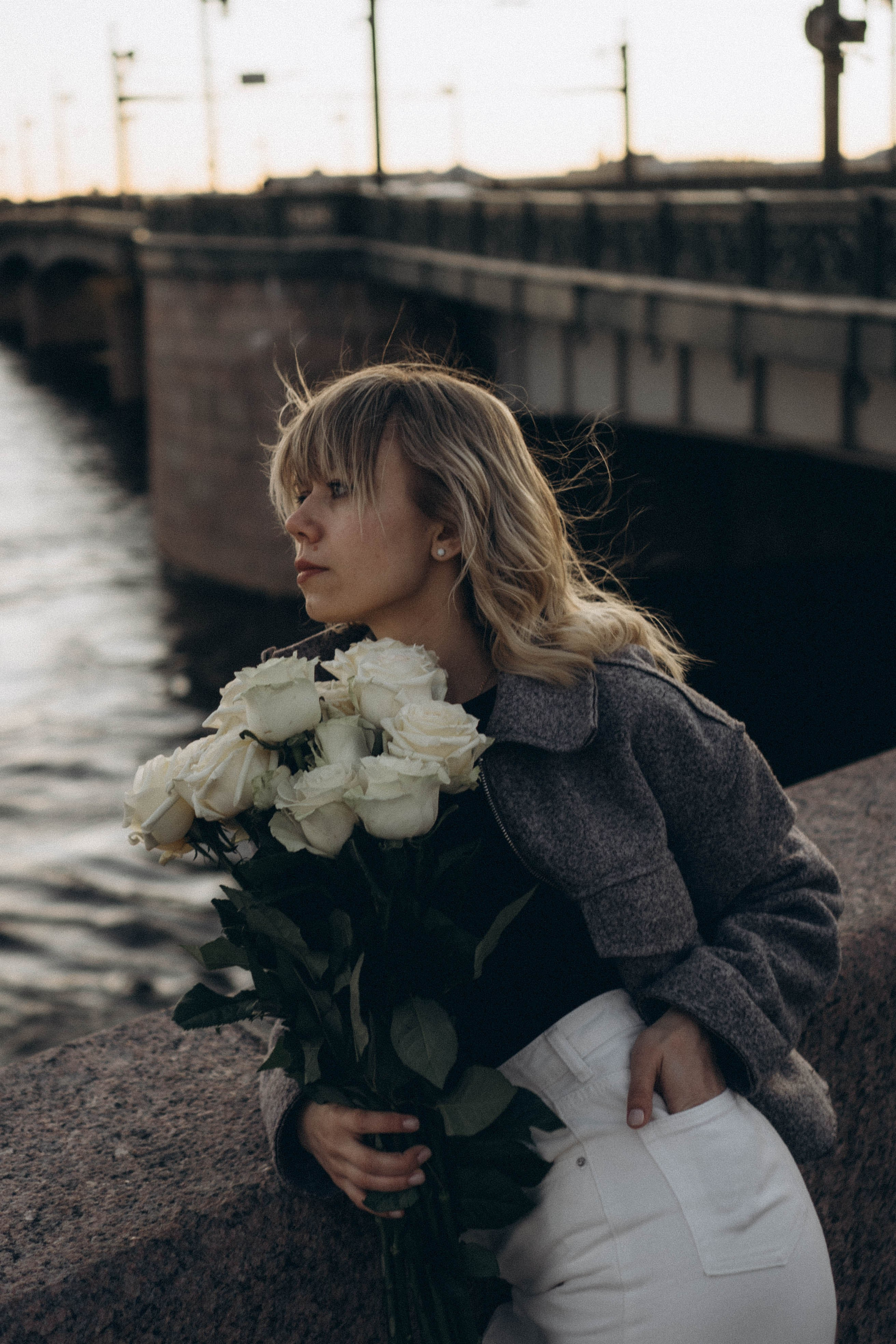 ПРОГУЛКА ПО ГОРОДУ В БЕЛЫЕ НОЧИ (другой вариант). Профессиональный фотограф, Санкт-Петербург — Виктория Богомолова