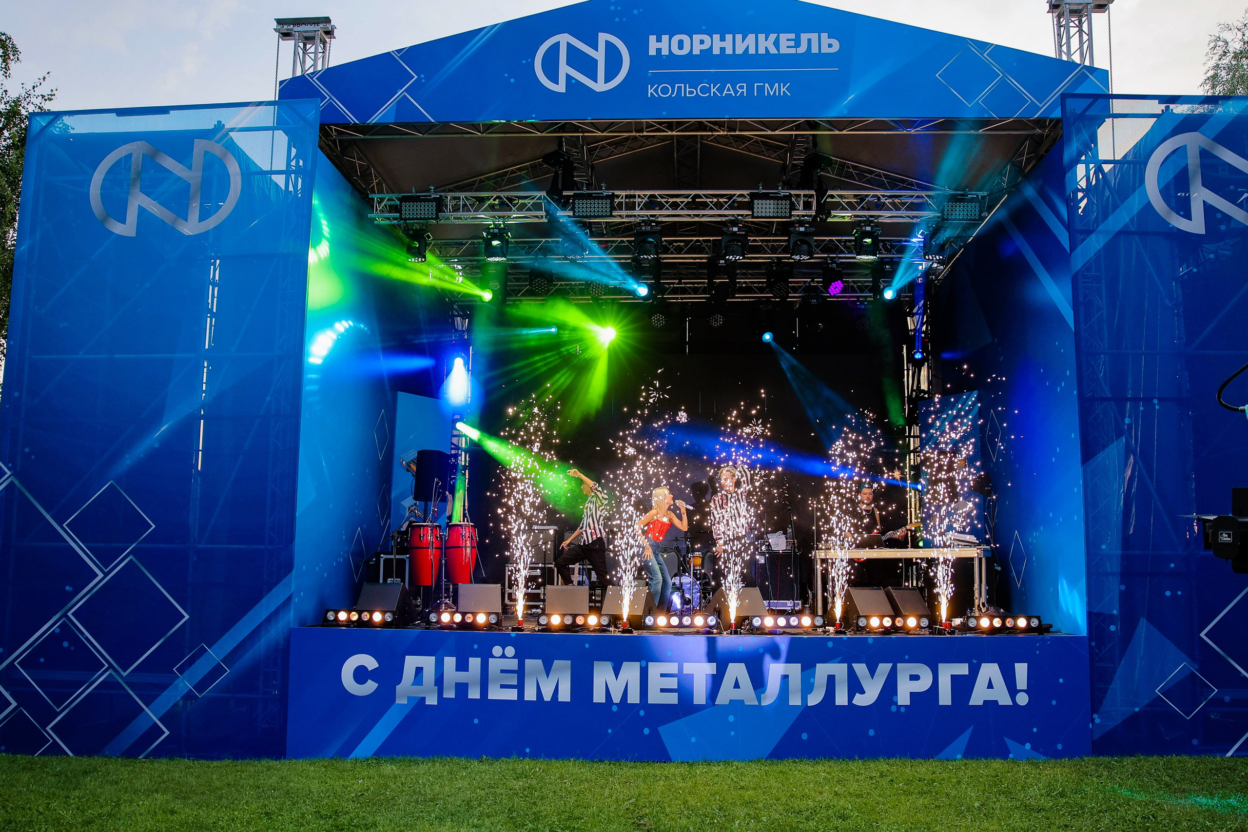 Backstage Чиж и Клава Кока. Фотограф Юрий Клим | Москва