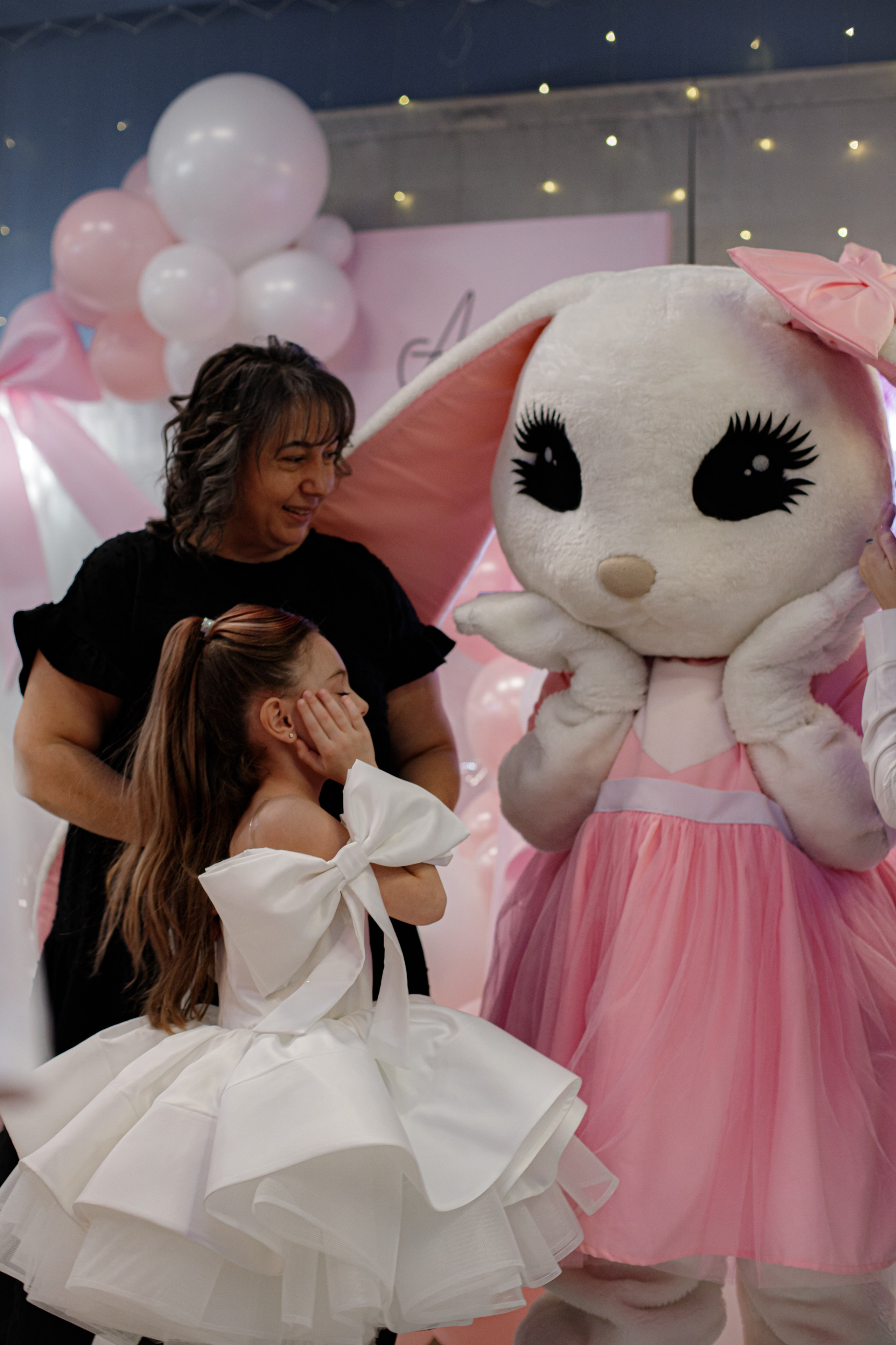 ASIA'S BIRTHDAY PARTY. Photokarish