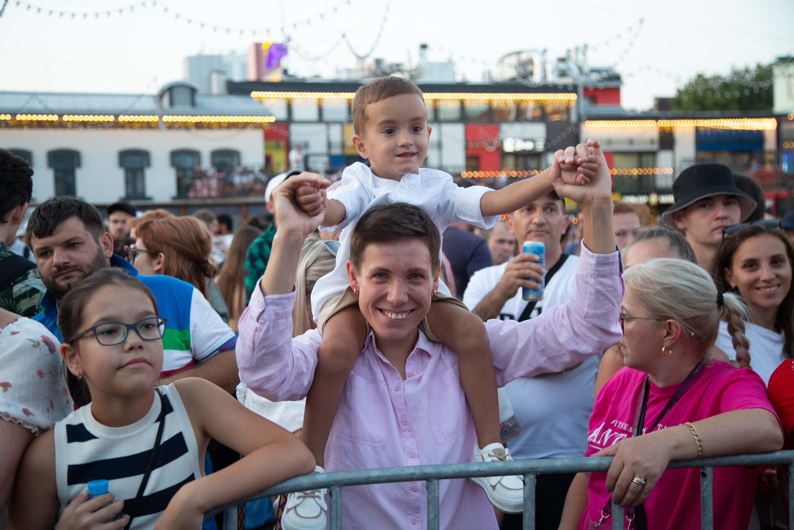Фотосессия: Всемирные спортивные игры глухонемых,  церемония закрытия