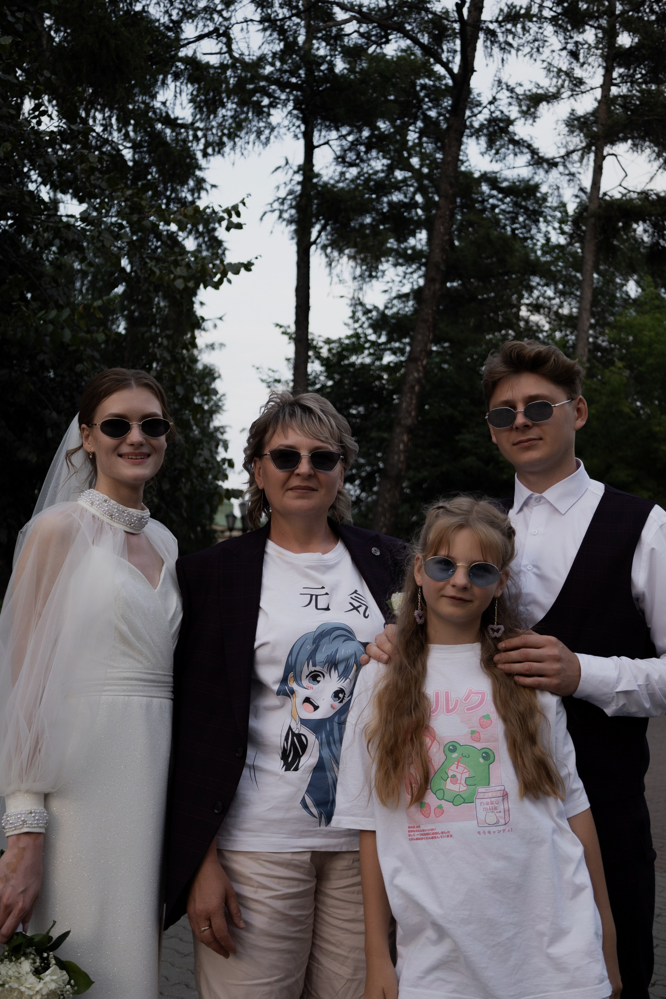 Владислав и Юлия Вечерняя прогулка по городу. Свадебный Фотограф в Иркутске Екатерина Елисеева