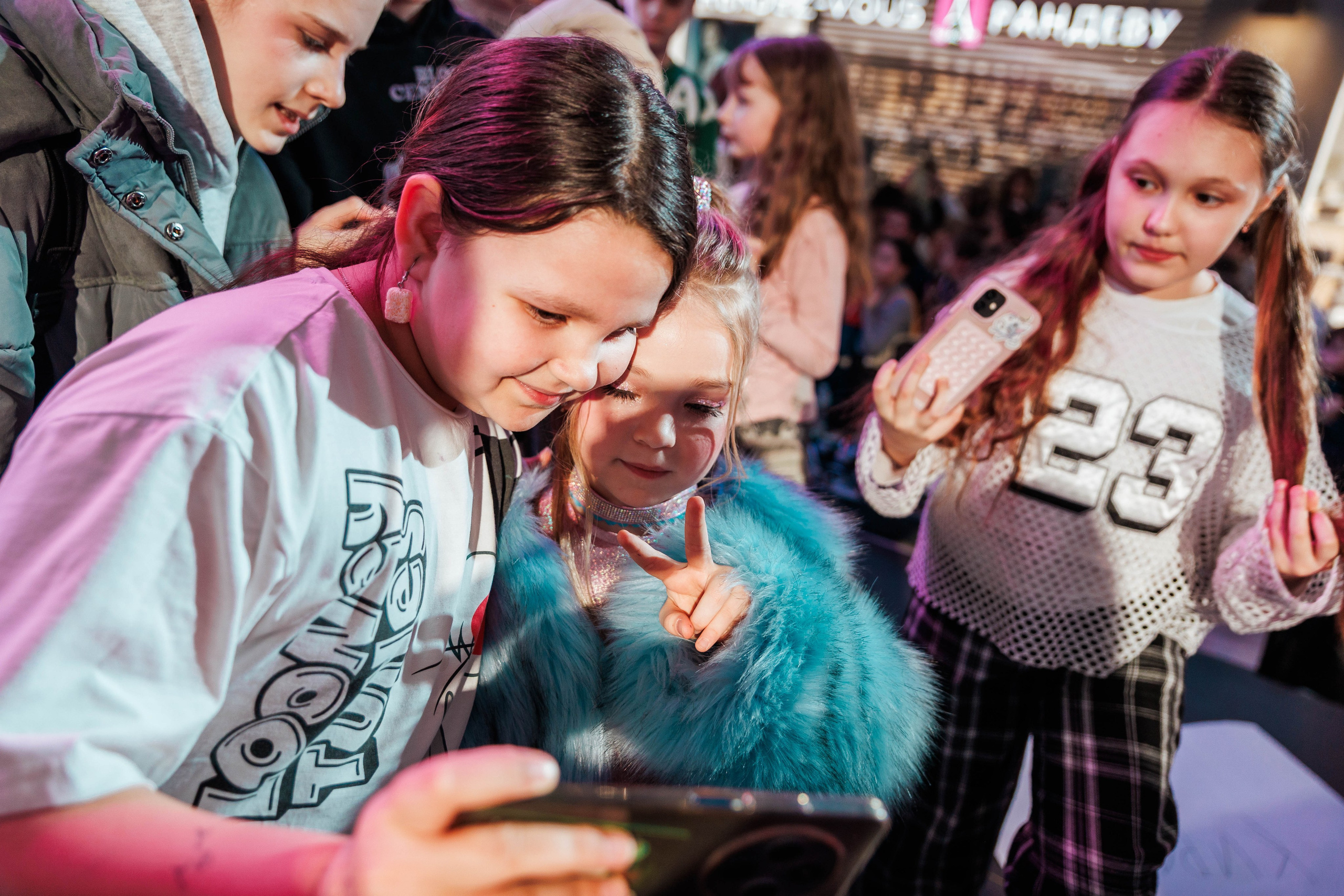 КОНЦЕРТ ДЕТСКИХ БЛОГЕРОВ. СтешОК, Макар Давыдов и другие ребята. Фотограф Нижний Новгород Игнатьева Виктория