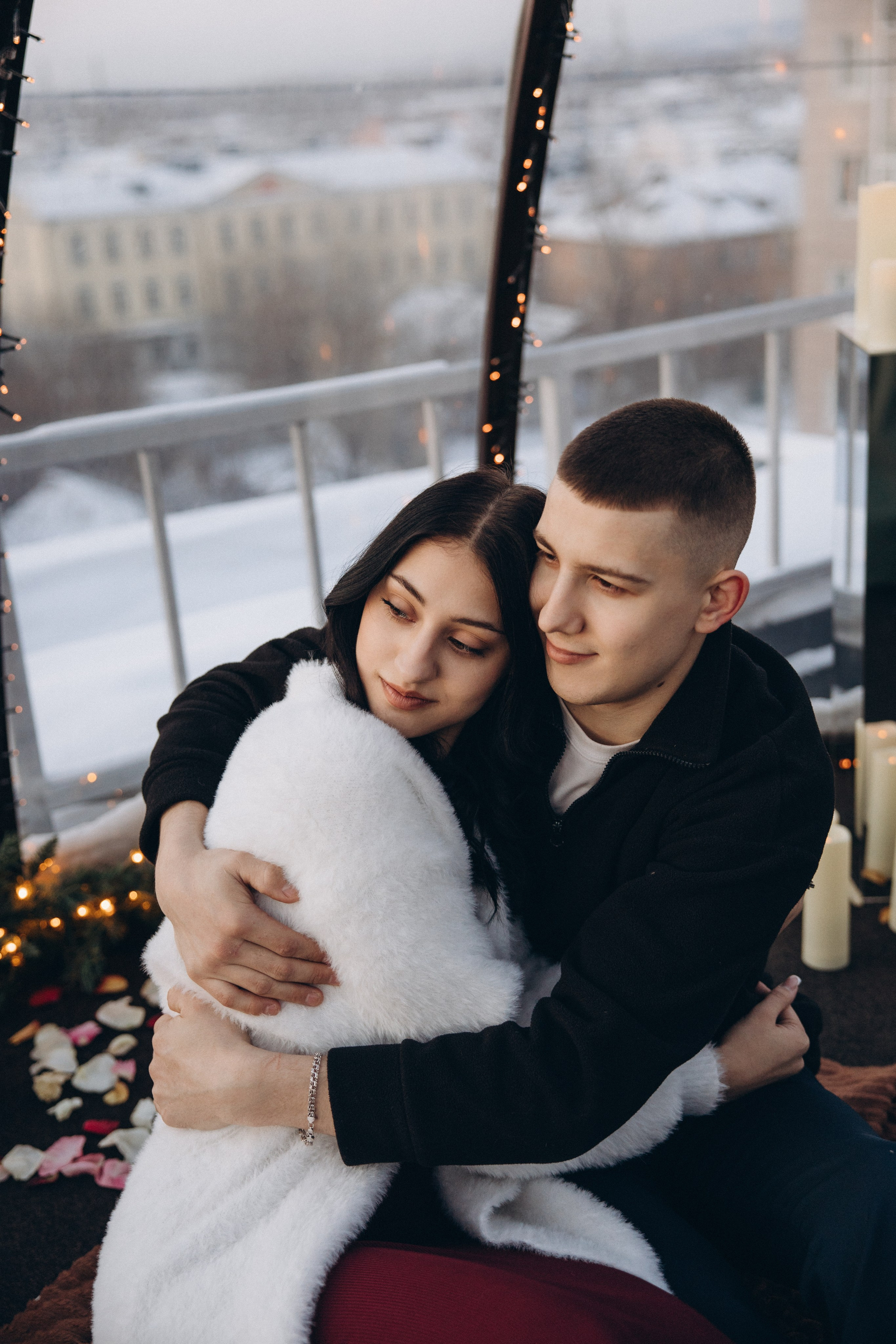 Свидание на крыше. Свадебный, семейный фотограф в Иркутске Светлана Макаричева