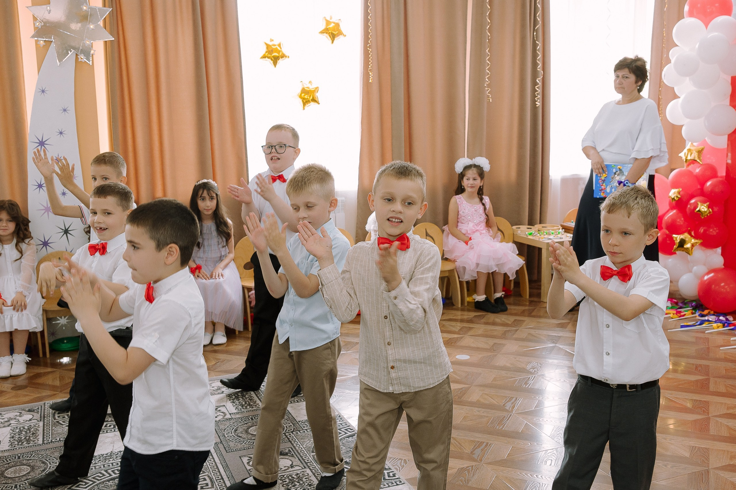 Выпускной в ДС 26. Выпускные альбомы Натальи Бутко: Новороссийск, Анапа, Геленджик