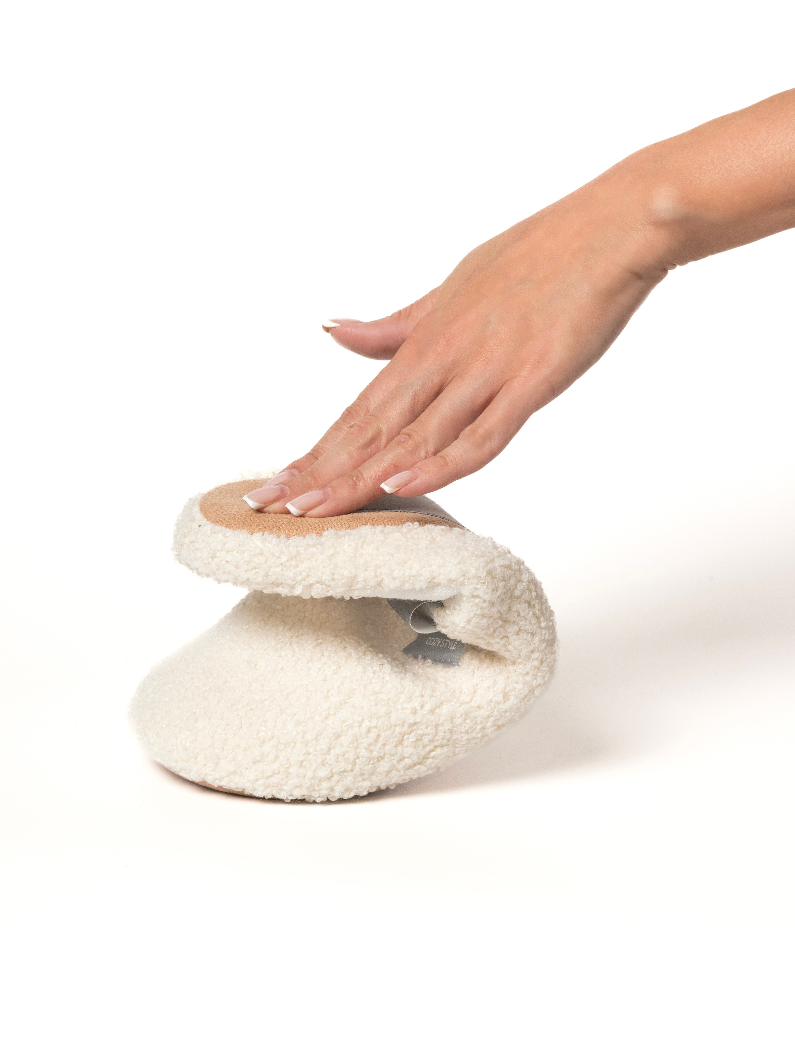 Тапочки. Фотостудия для Wildberries Ozon