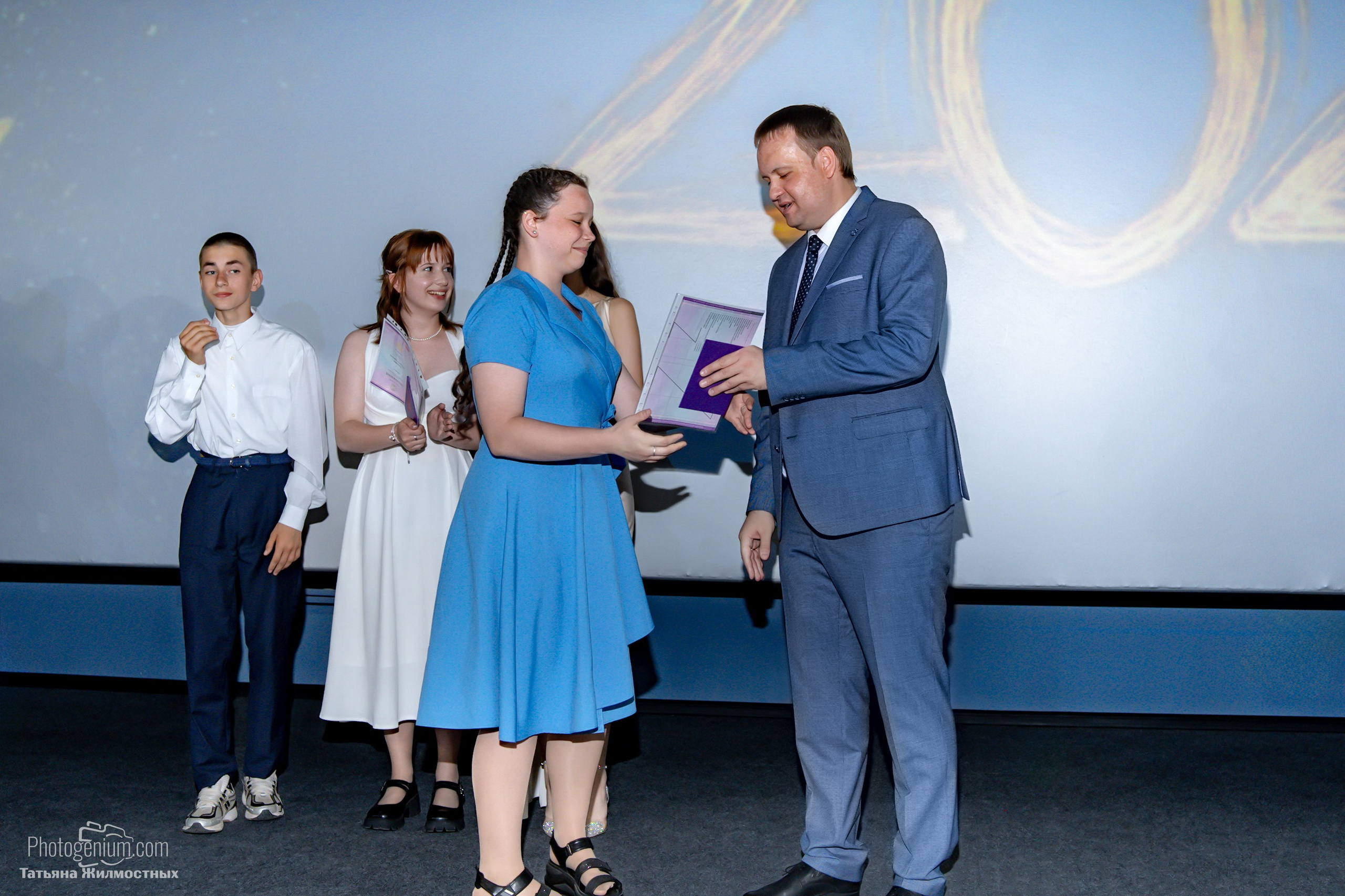 Выпускной 9"Д» класс школа № 35. Фотограф Нижний Новгород Татьяна Кейод