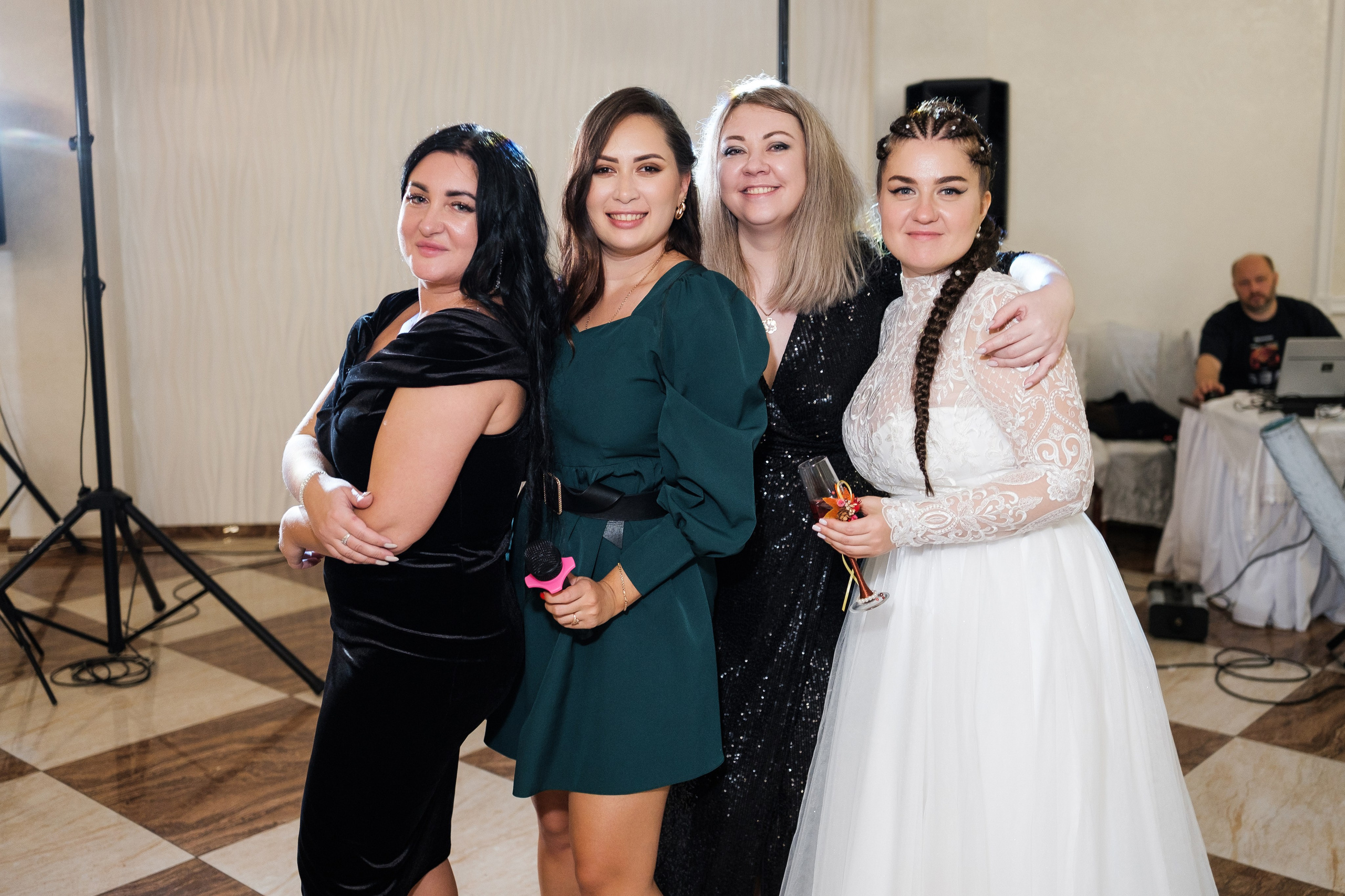 Александр и Лариса. Свадебный фотограф | репортаж | праздники | крещение