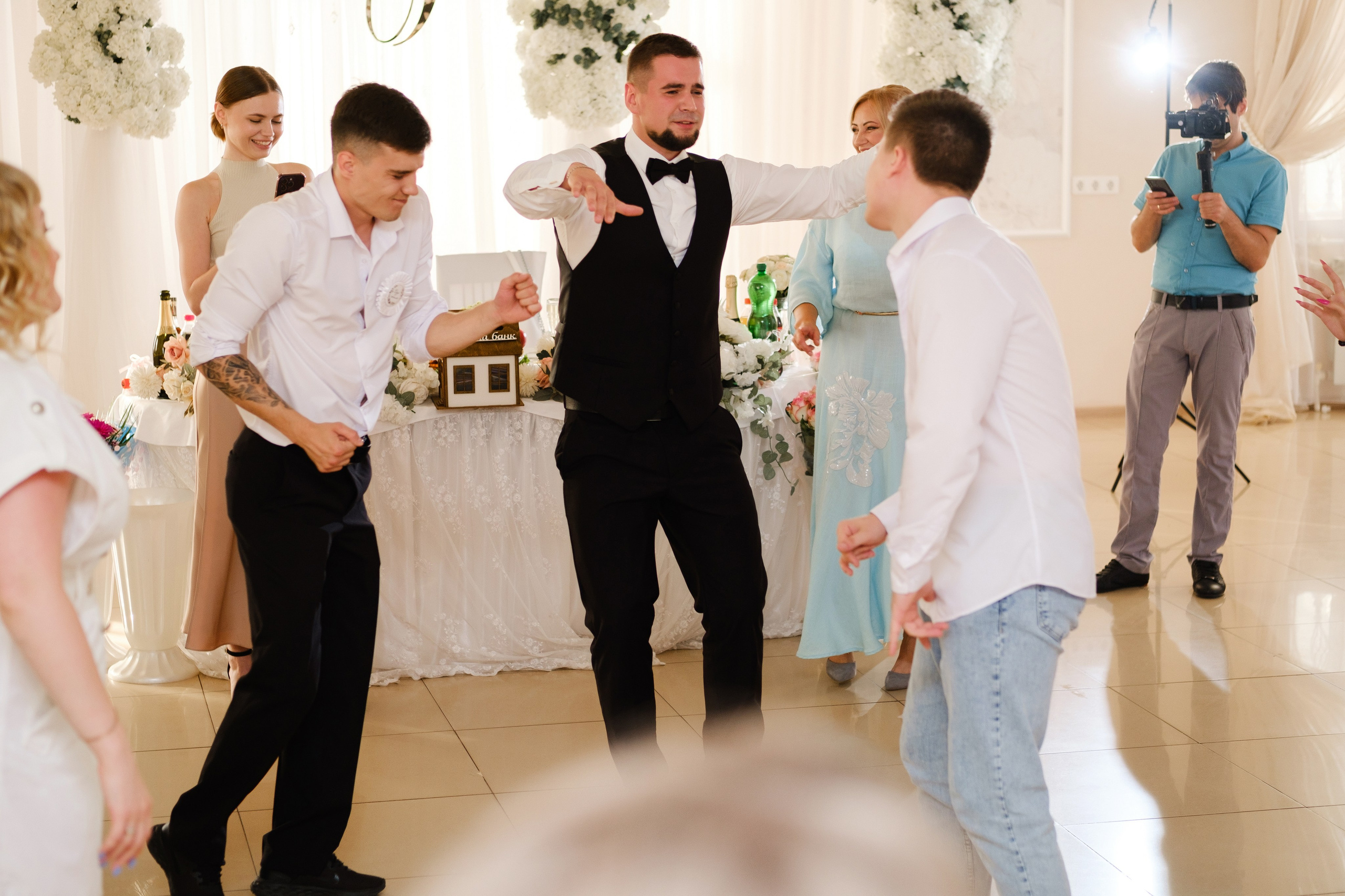 Максим и Ольга. Свадебный фотограф | репортаж | праздники | крещение