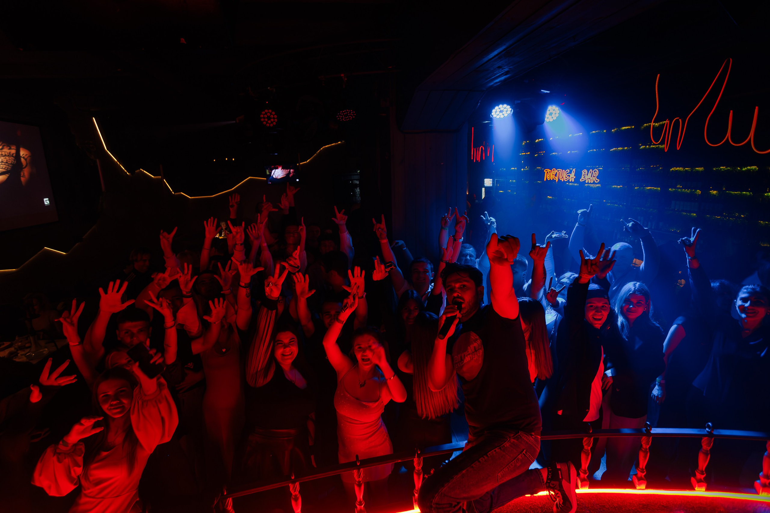 «Dj Aversum / Mc Archi"_Tortuga_Симферополь_5.04.2025. Аминов Руслан | Фотограф