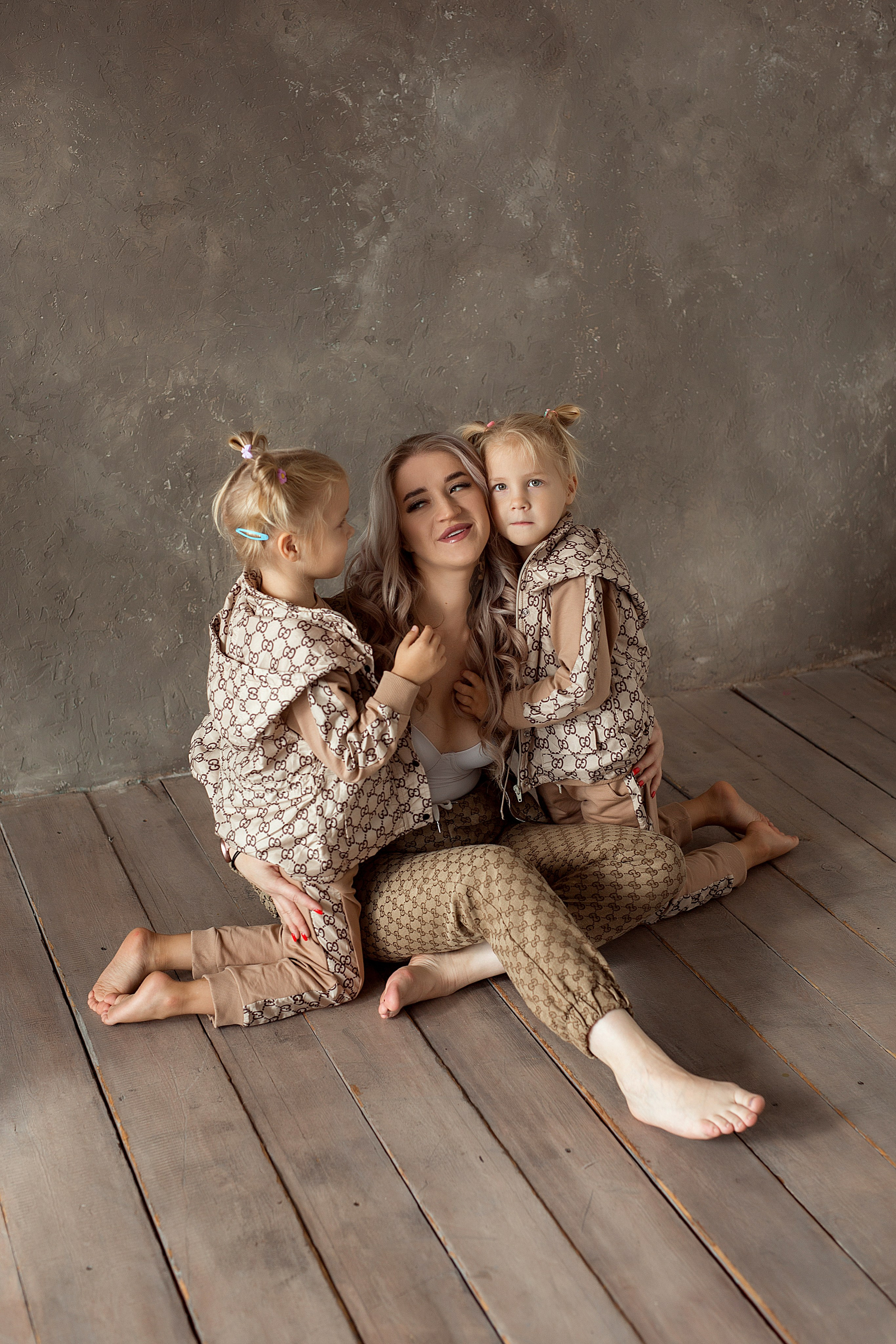 Анна с Евой и Ярой. Людмила Далидович топовый семейный фотограф Находка/Владивосток