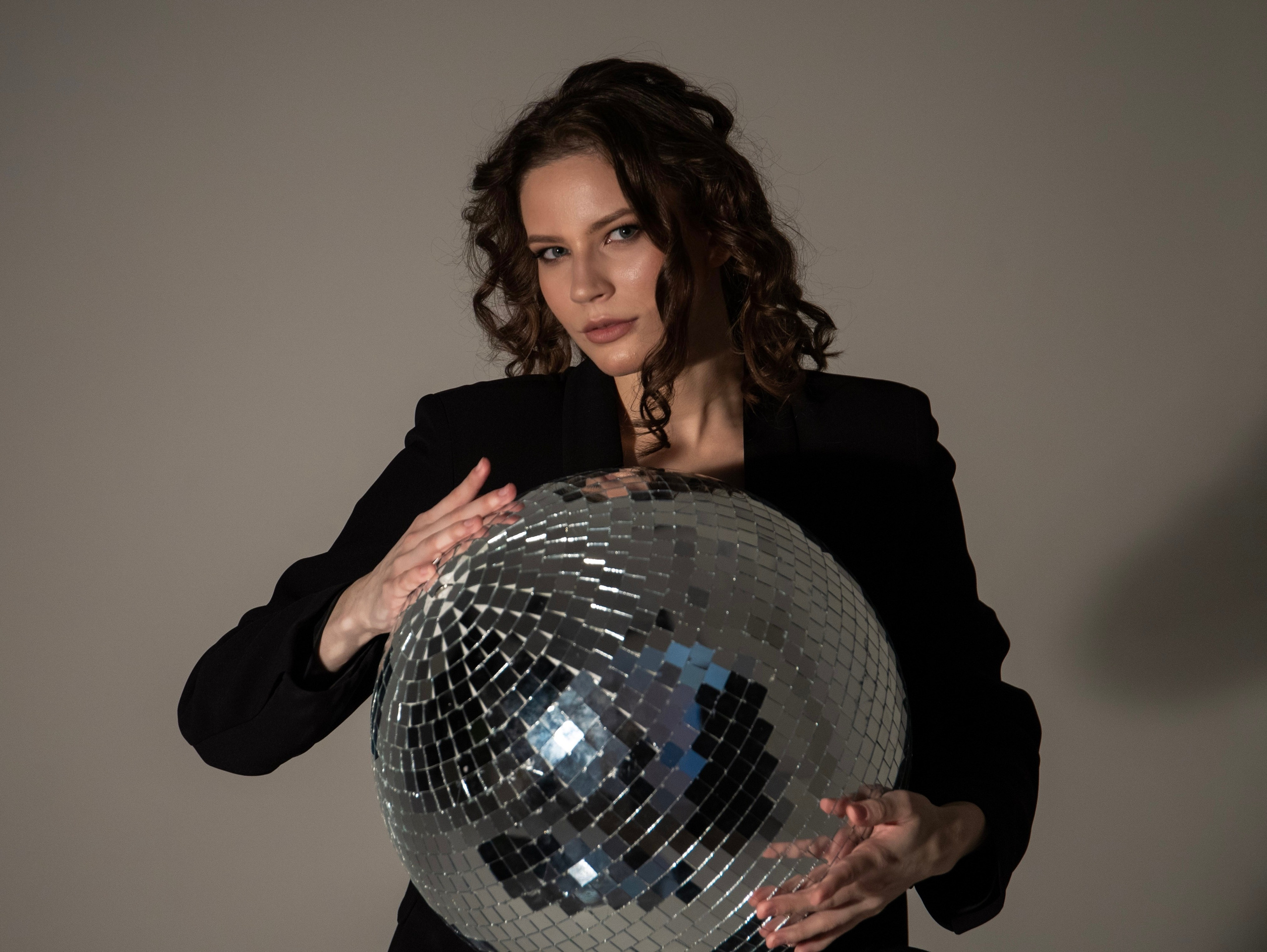 Студийная съемка на циклораме. Свадебный и семейный фотограф в Москве Мила Широких