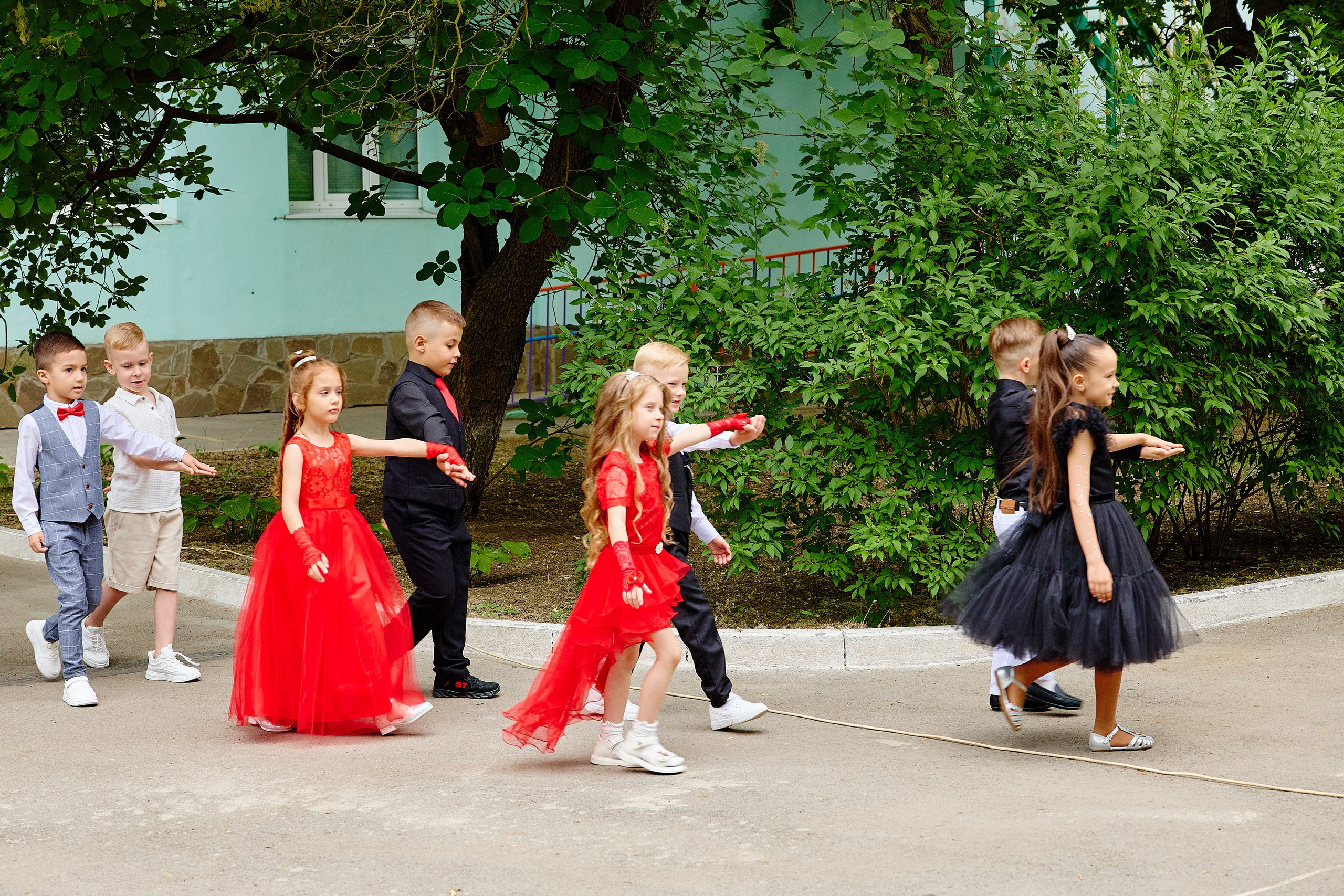 Выпускной 45 сад. Фотограф Выпускные альбомы Таганрог Сергей Коробченко