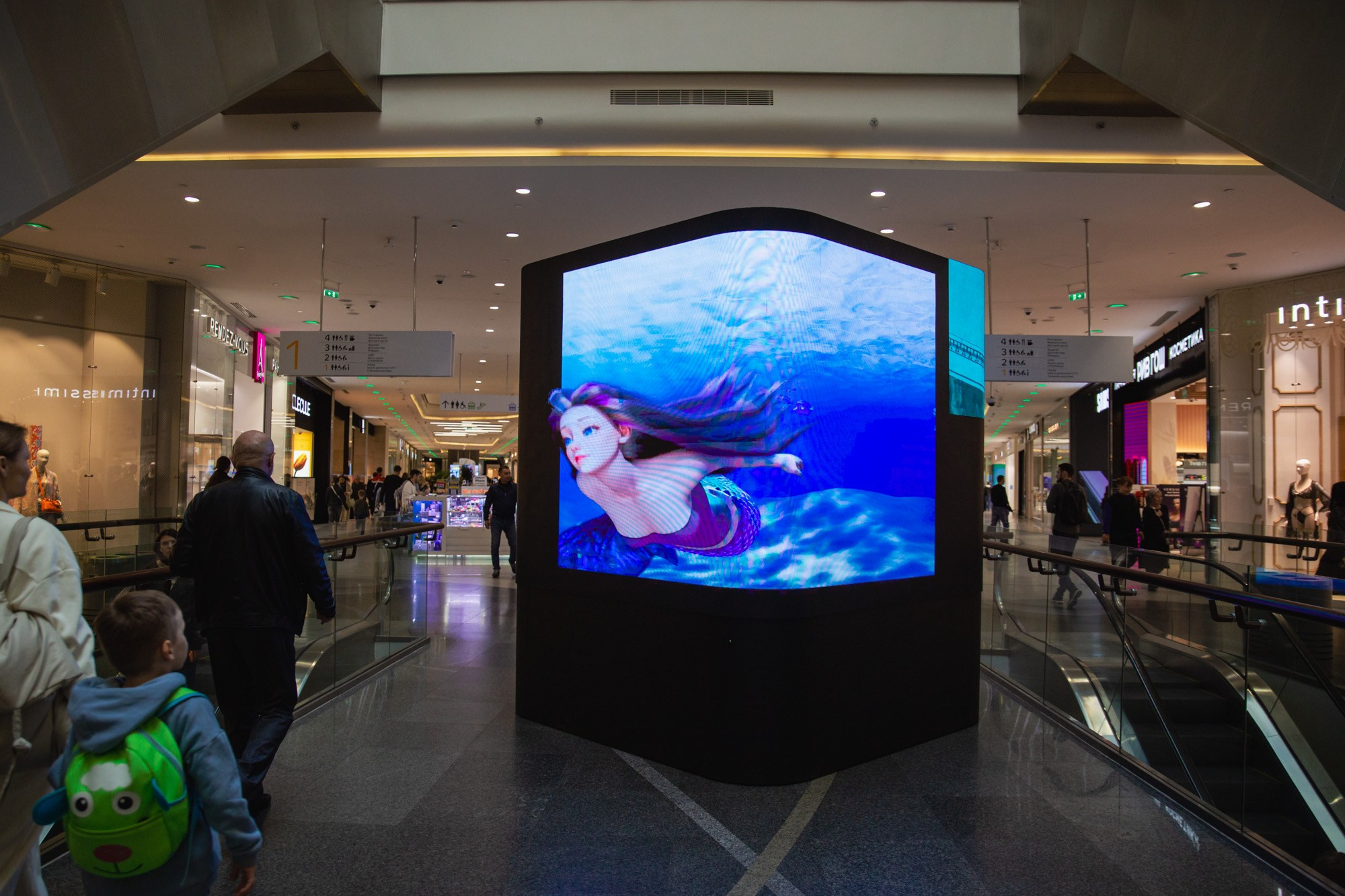 Сказка в ТЦ Океания. Репортажный и концертный фотограф в Москве Анастасия Осень