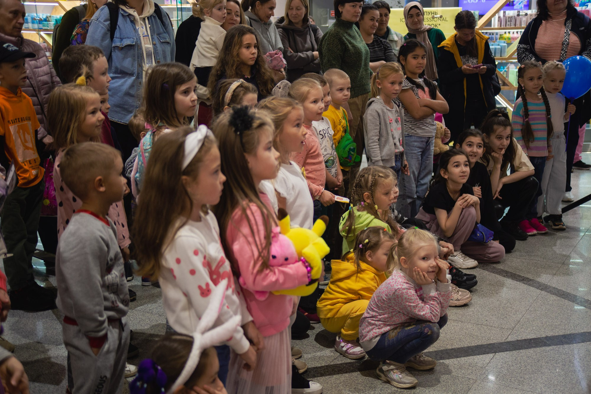 Сказка в ТЦ Океания. Репортажный и концертный фотограф в Москве Анастасия Осень