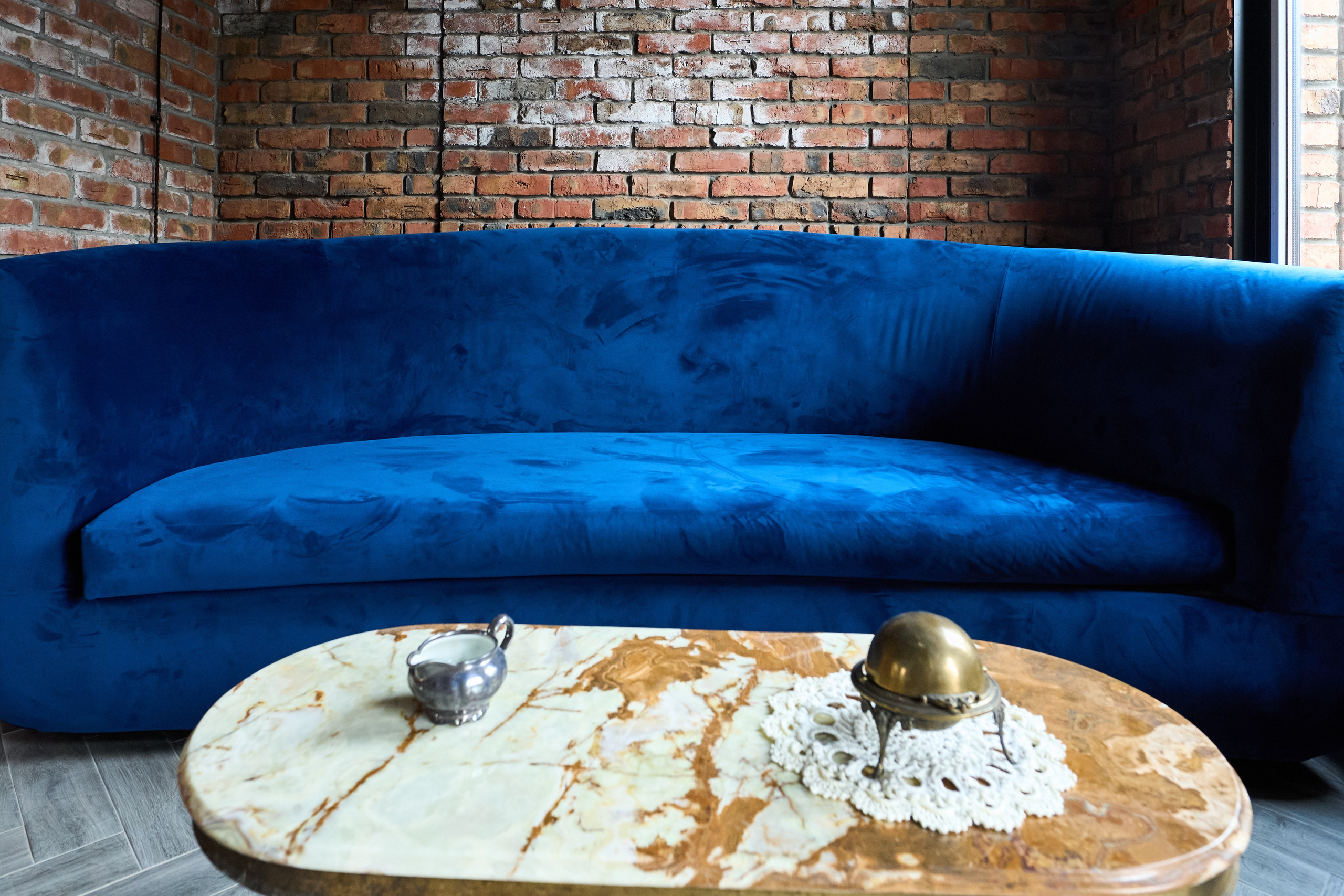 Интерьерная съемка здания продюсерского центра «Бикбау». Фотограф Олег Сотник