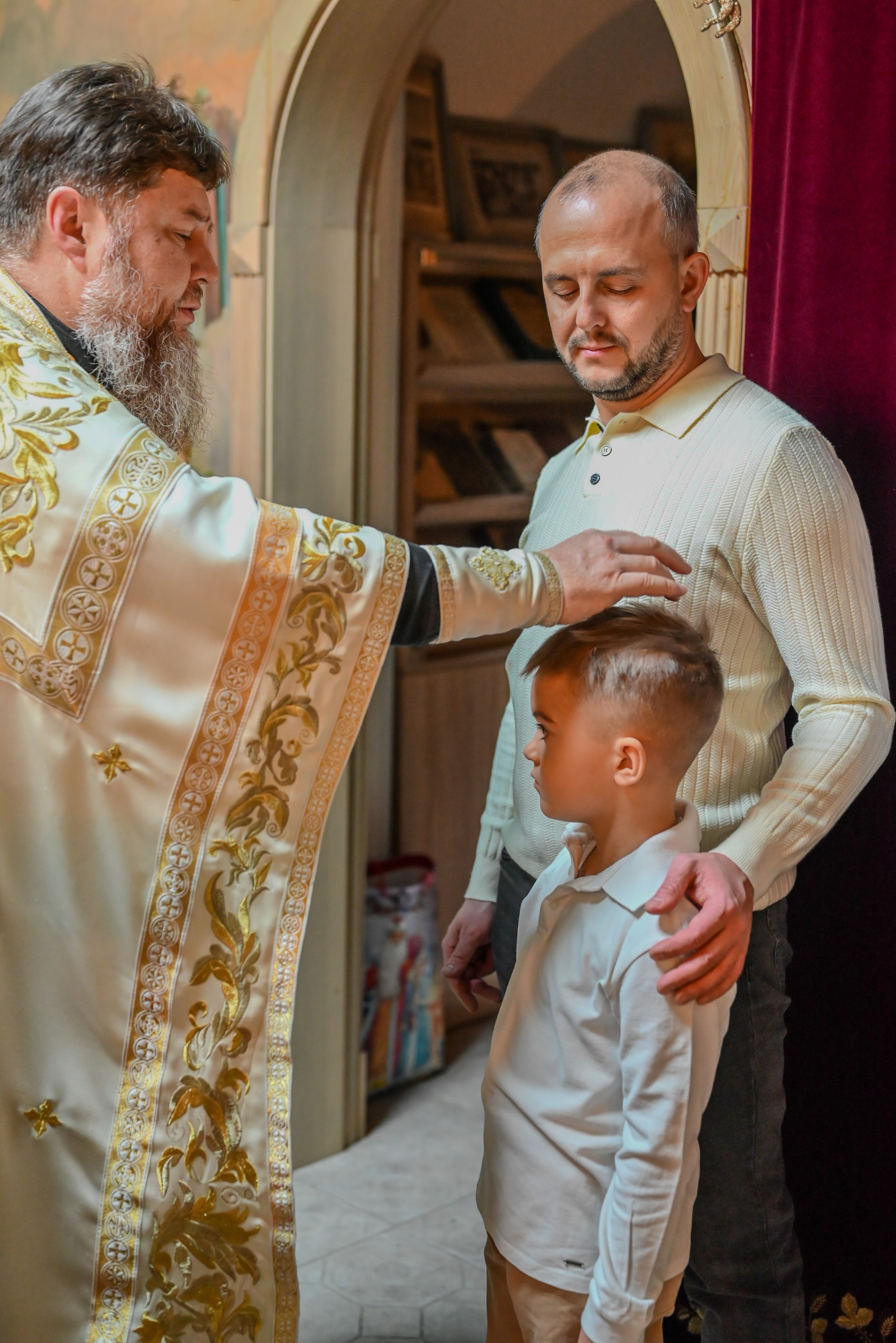 Крещение Совхоз Ленина. Семейный и детский фотограф Москва