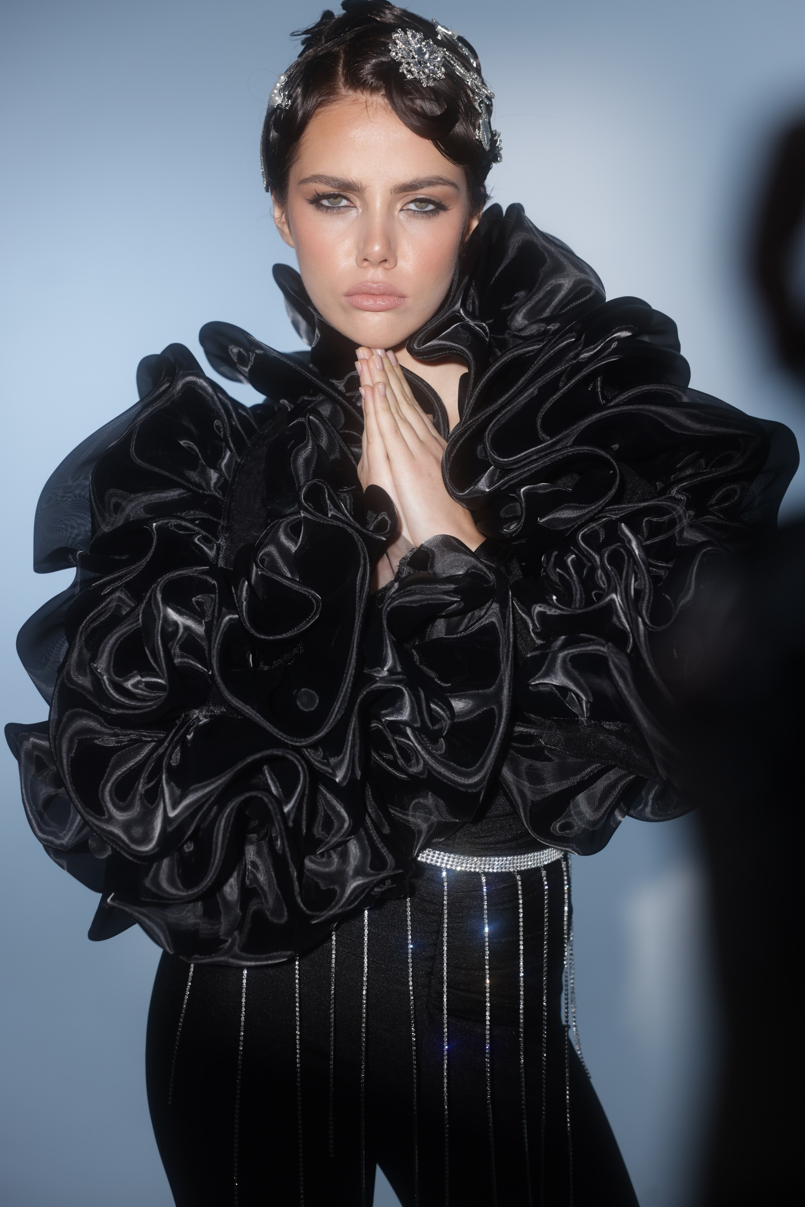 Фотосессия в студии. Я — фотограф, который помогает запечатлеть самые важные моменты вашей жизни!