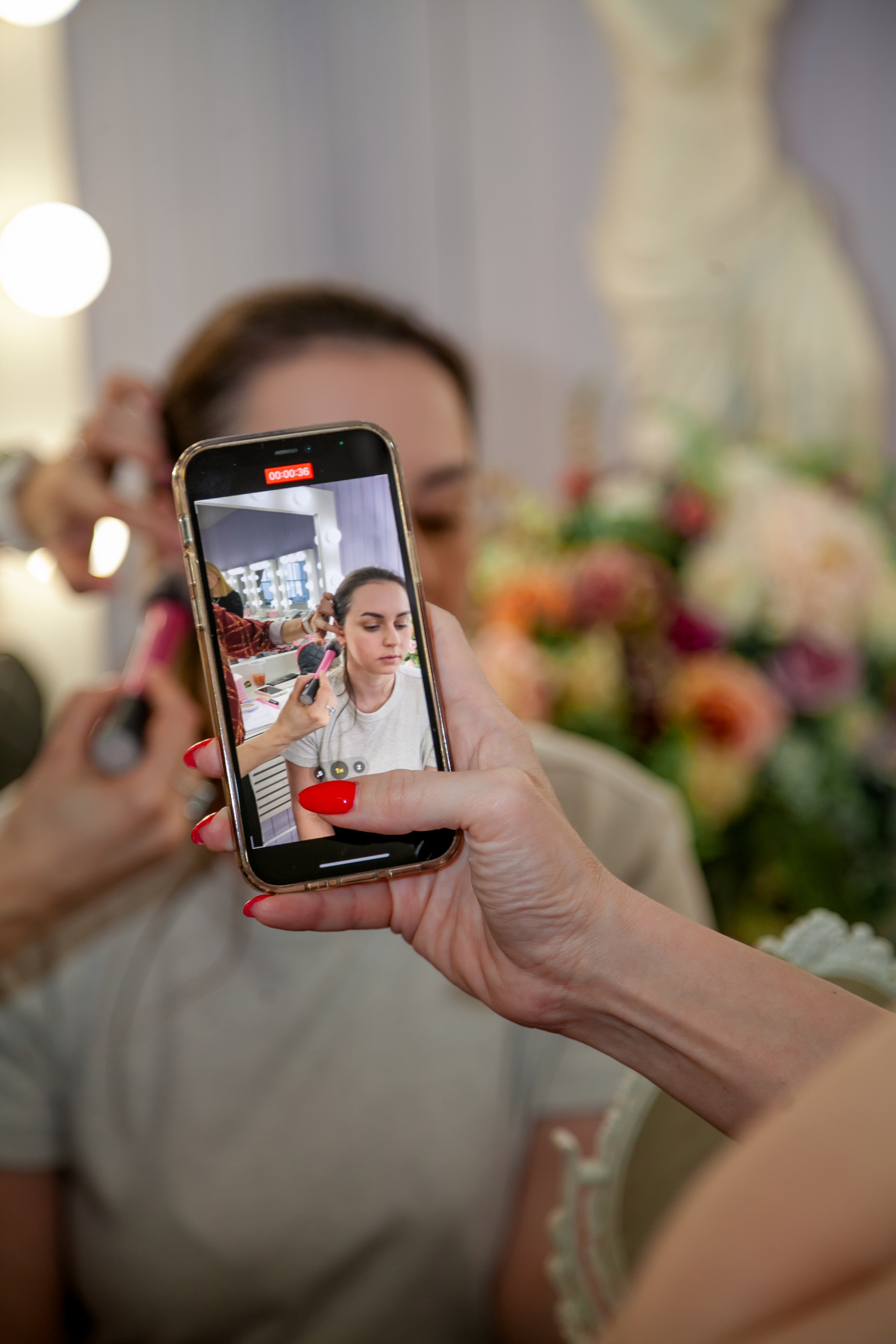 Праздники, лекции, культурные встречи, бранчи. Двойняшки-фотографы Анна и Анастасия в Санкт-Петербурге